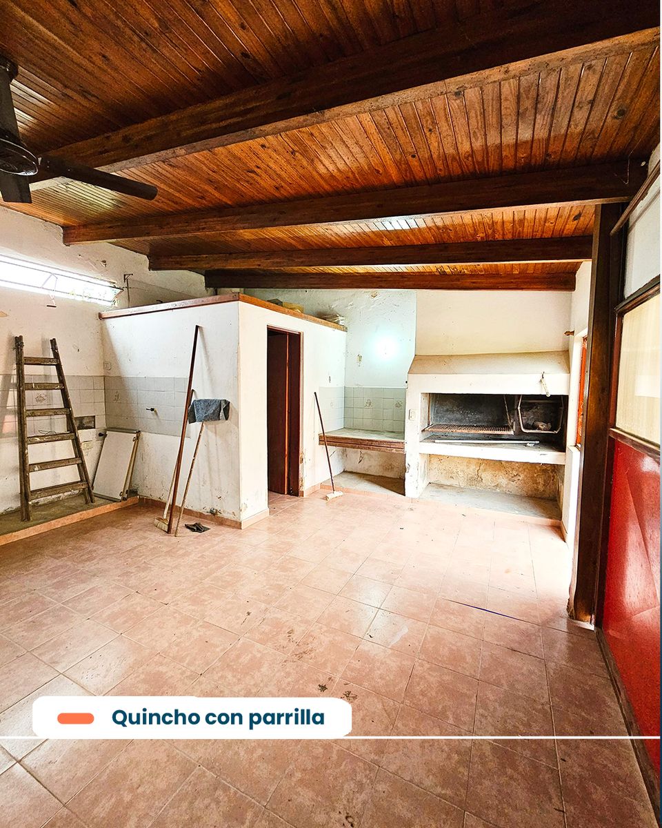 Casa con quincho en San José | Calle Alberdi — foto 8