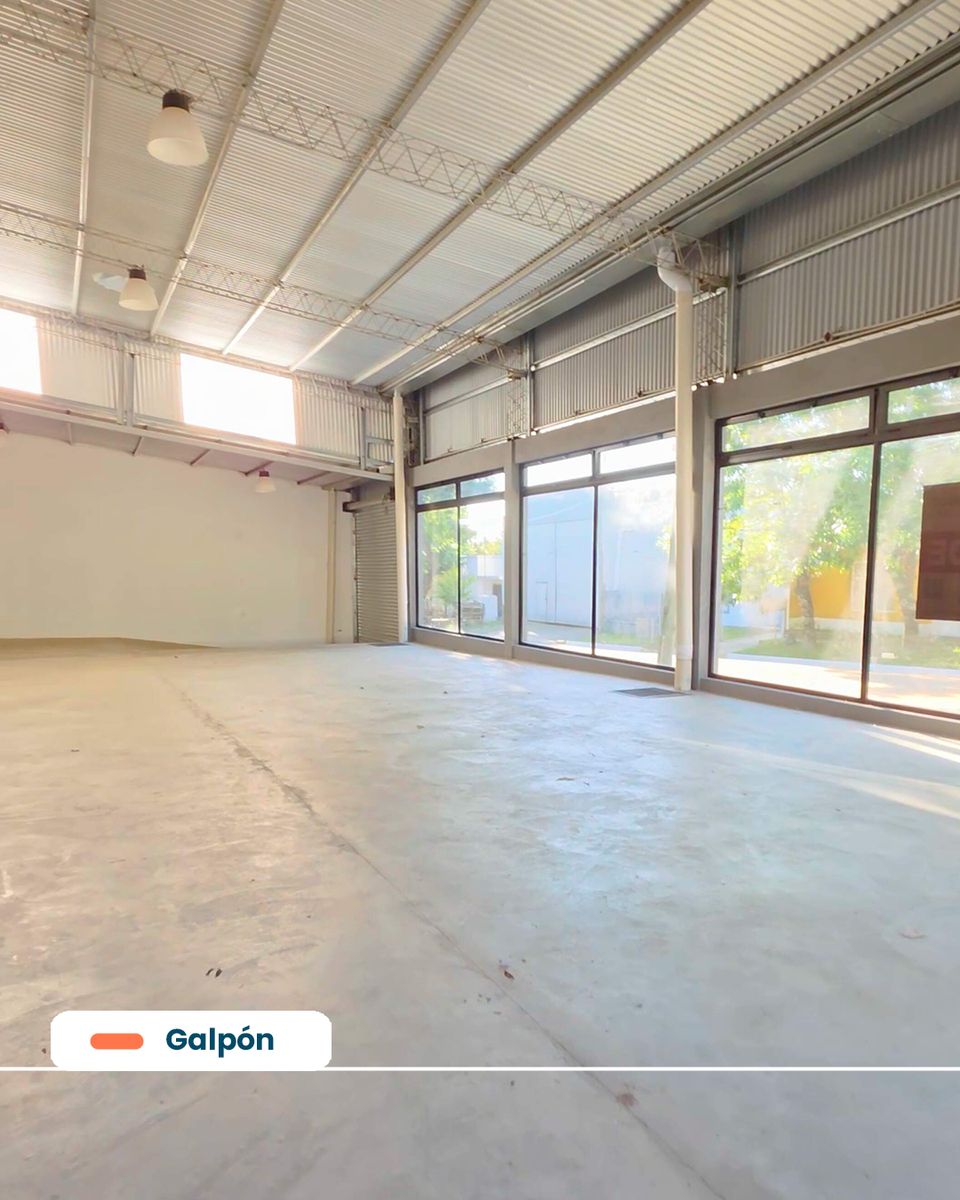 Local comercial en esquina con oficina y monoambiente - San José - 1