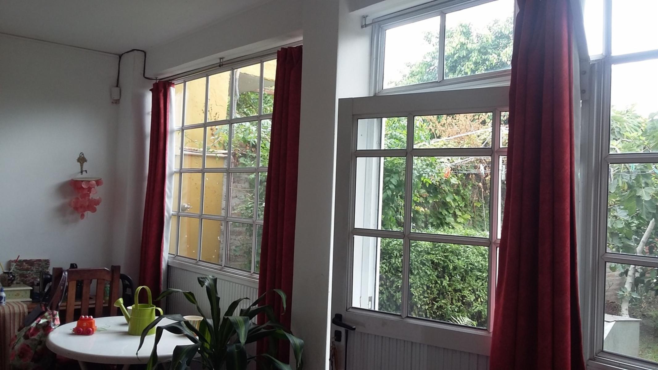 CASA DOS PLANTAS 4 AMBIENTES.-IMPECABLE!! — foto 8