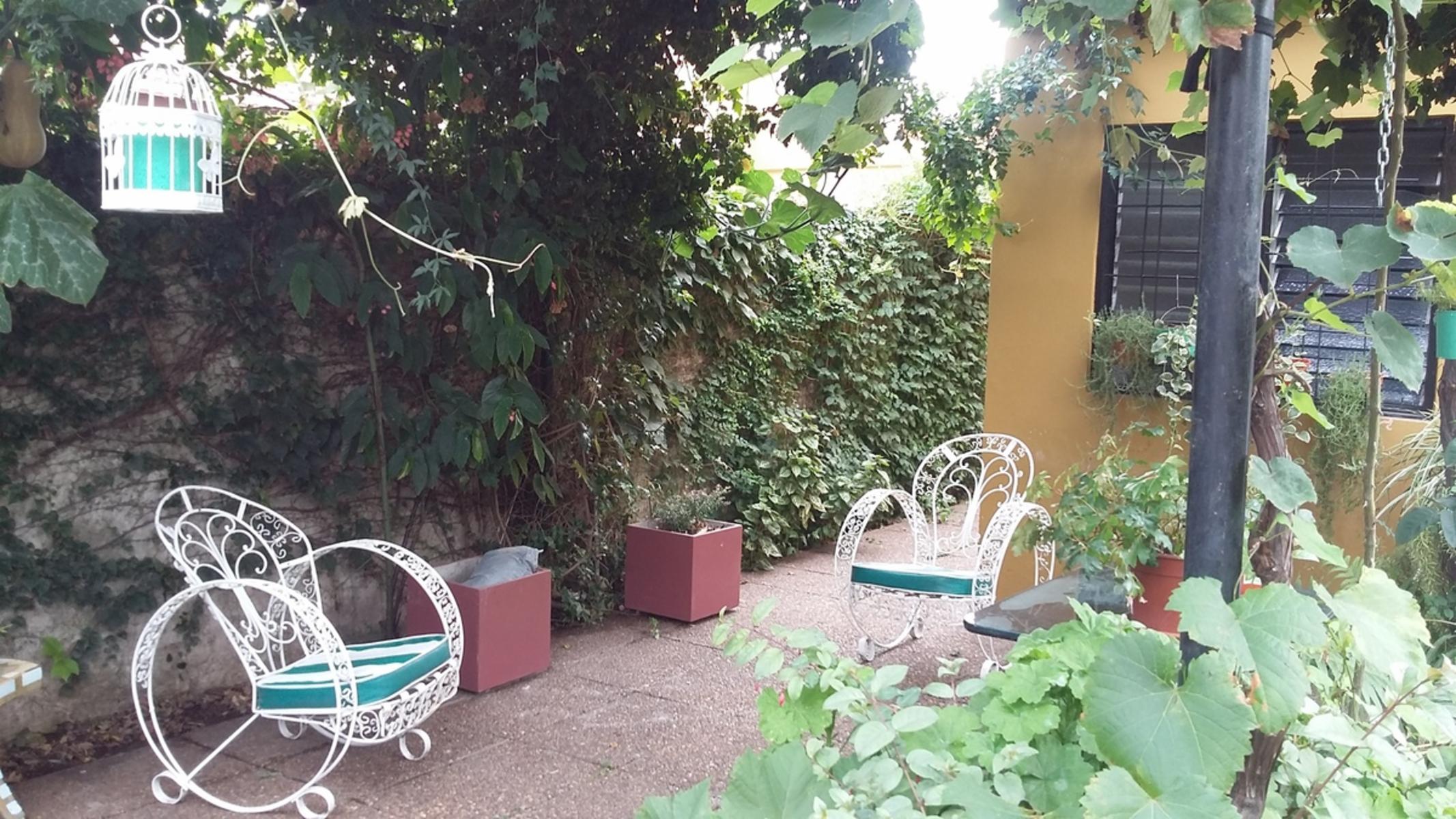 CASA DOS PLANTAS 4 AMBIENTES.-IMPECABLE!! — foto 11