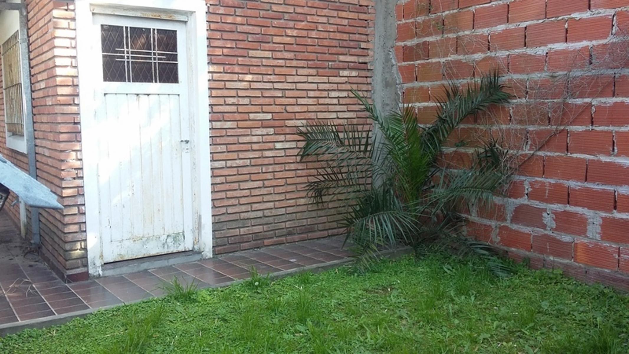 VENTA-CHALET-MUY BUENA UBICACION-NO APTO CREDITO!!! — foto 5