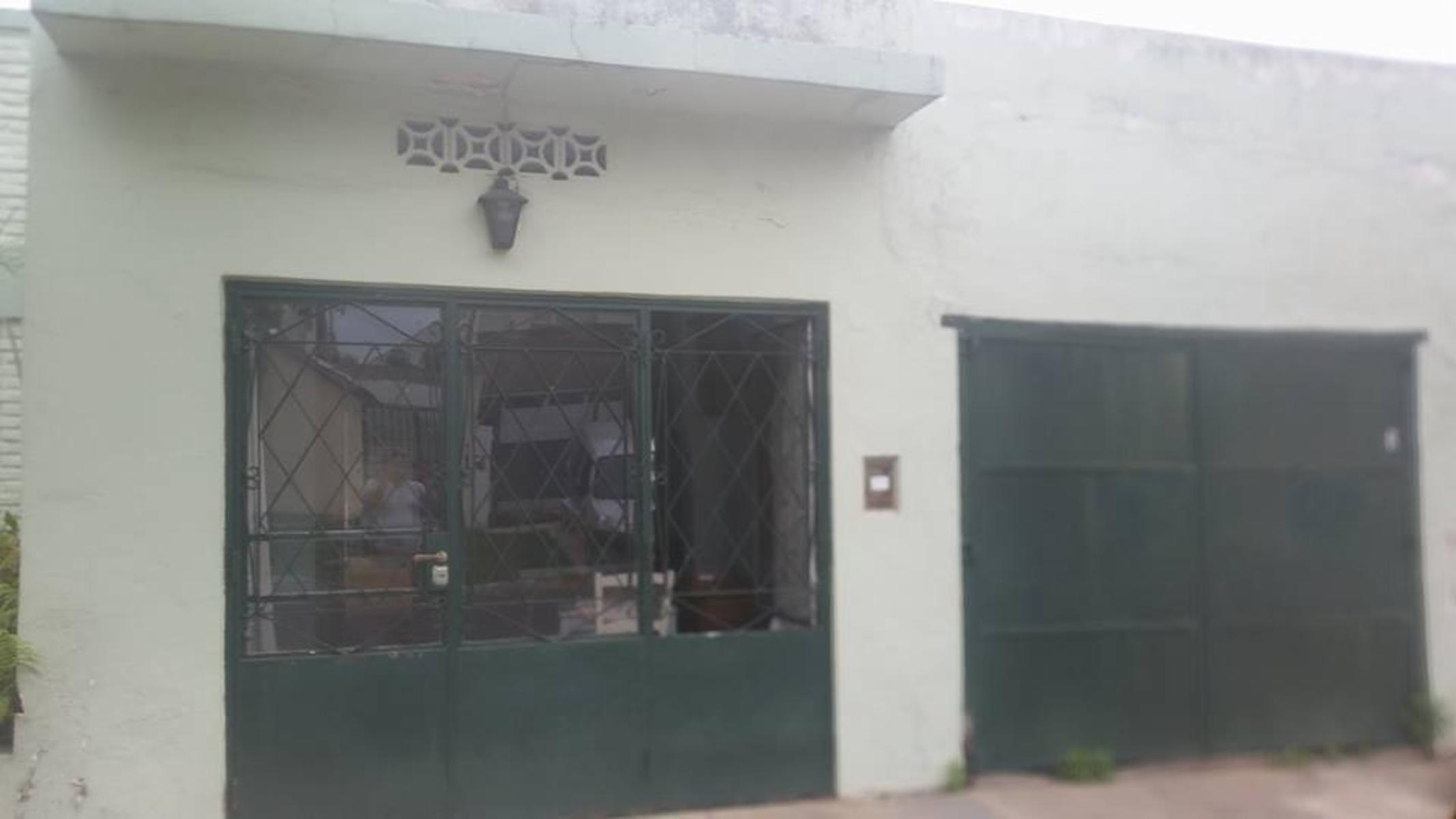CASA AMERICANA.CUATRO AMBIENTES!!! — foto 10