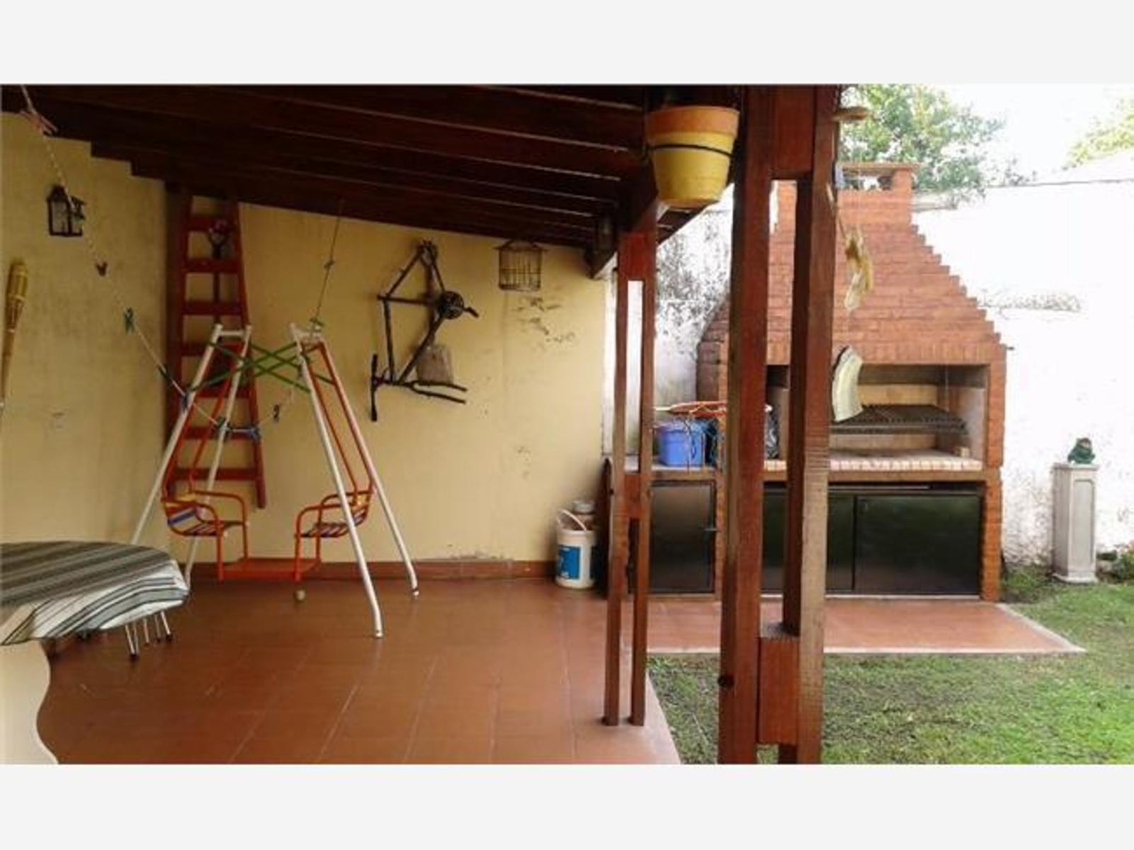VENTA-CASA-IMPECABLE P/ MUDARSE- DOS PLANTAS-CORTIJO NUEVO.-APTO CREDITO!!!! — foto 5