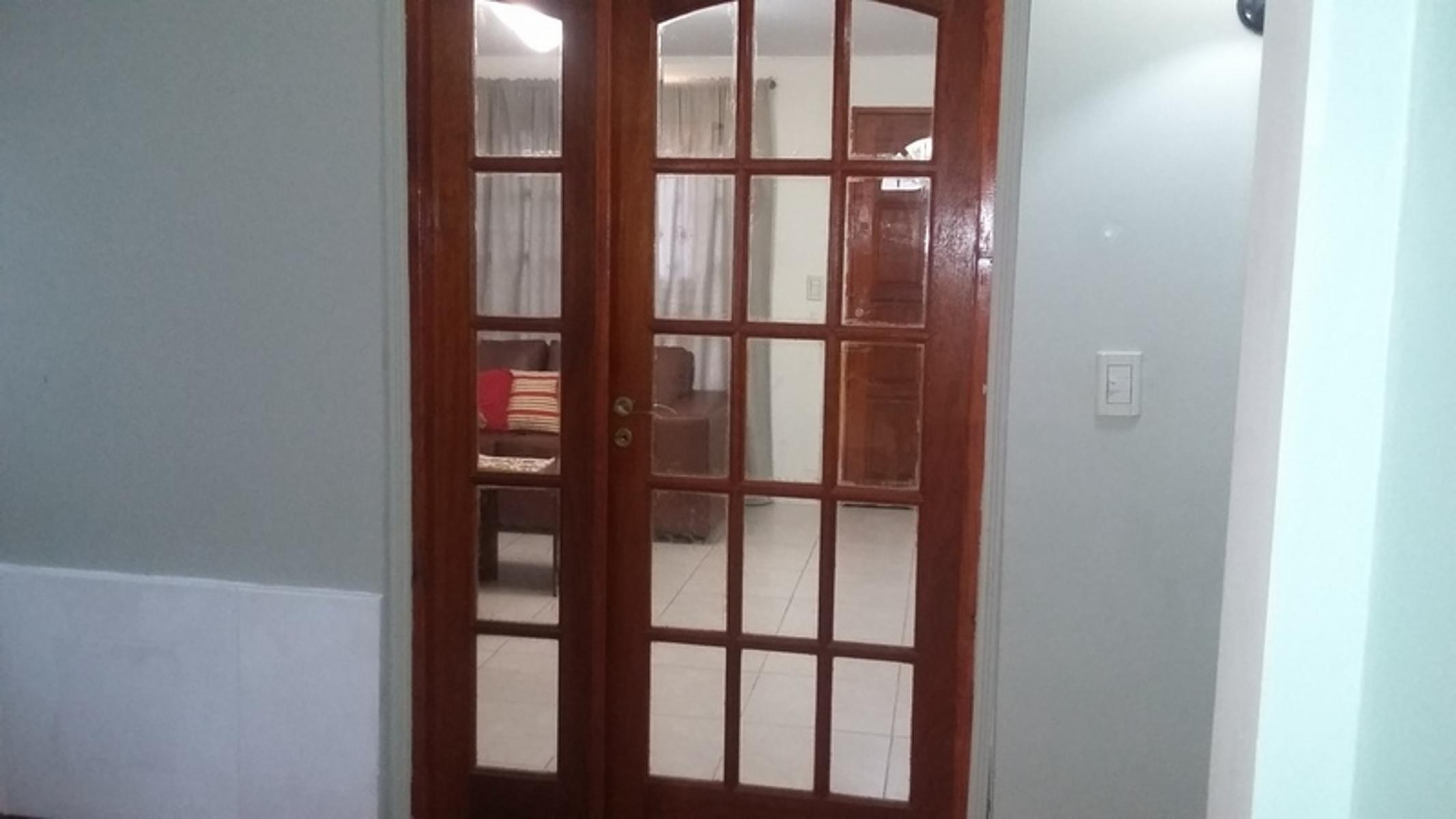 VENTA-CASA-IMPECABLE P/ MUDARSE- DOS PLANTAS-CORTIJO NUEVO.-APTO CREDITO!!!! — foto 9
