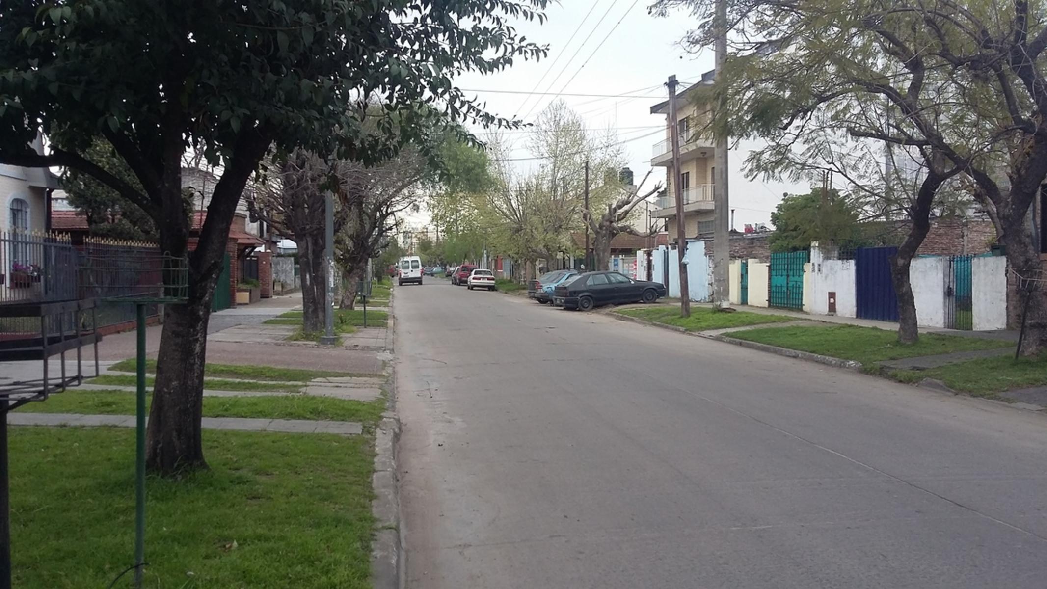 IMPORTANTE PROPIEDAD.GRAN SUPERFICIE DE TERRENO..ATENCION INVERSORES!!! — foto 5