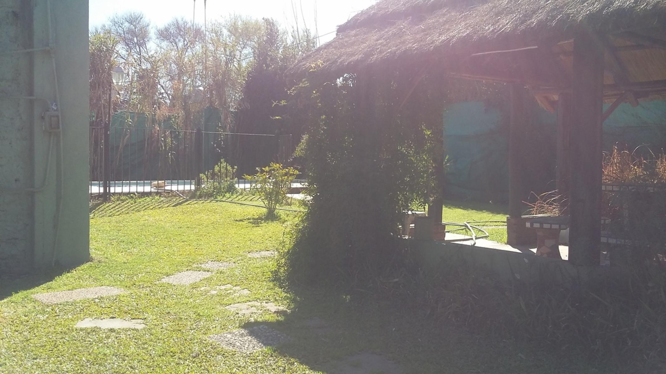 CASA FIN DE SEMANA O VIVIENDA PERMANENTE.PARQUE PILETA QUINCHO. PERMUTO!!NO APTO CREDITO - 6