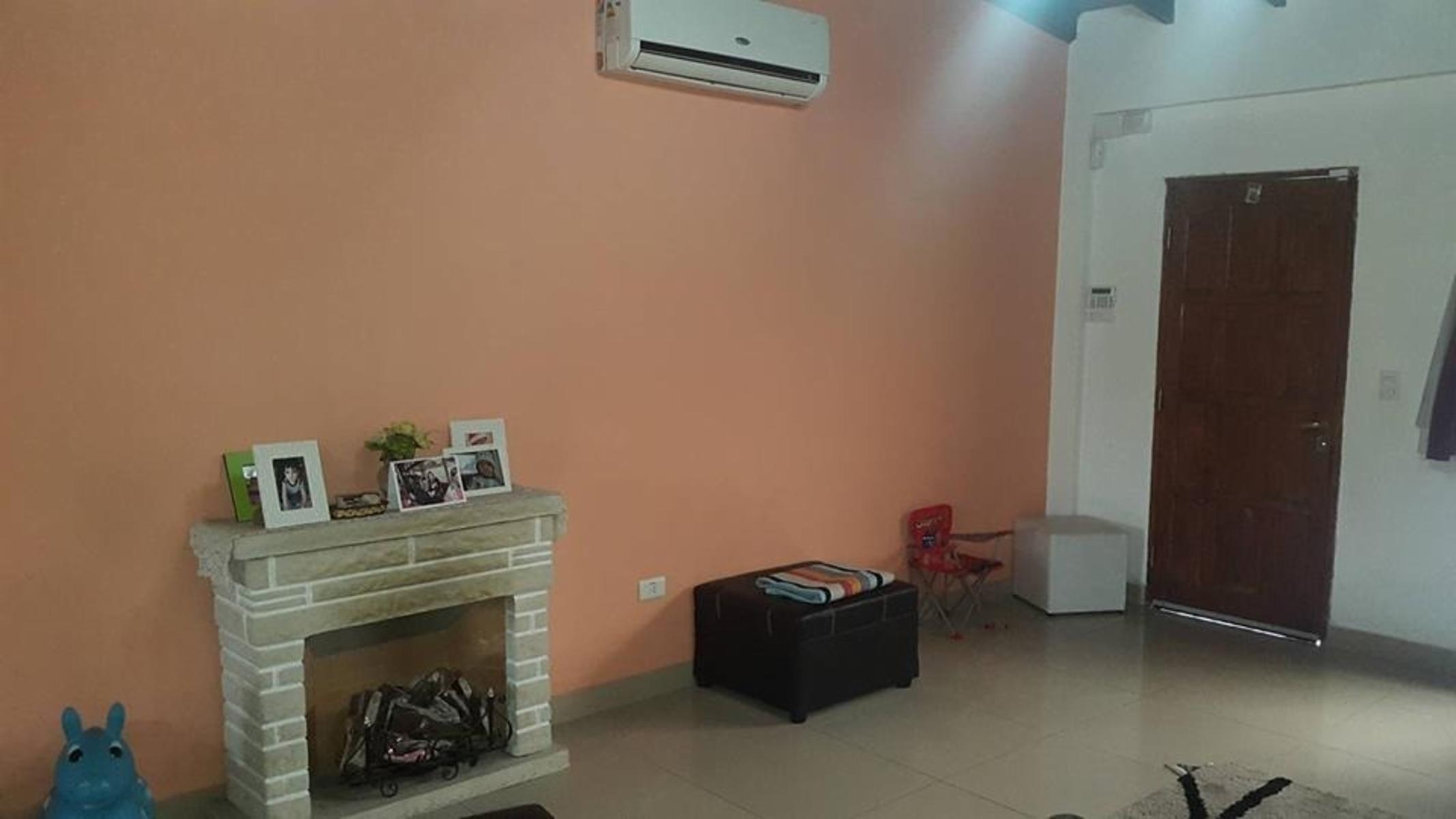 IMPECABLE PROPIEDAD-DOS PLANTAS 4 AMBIENTES — foto 5
