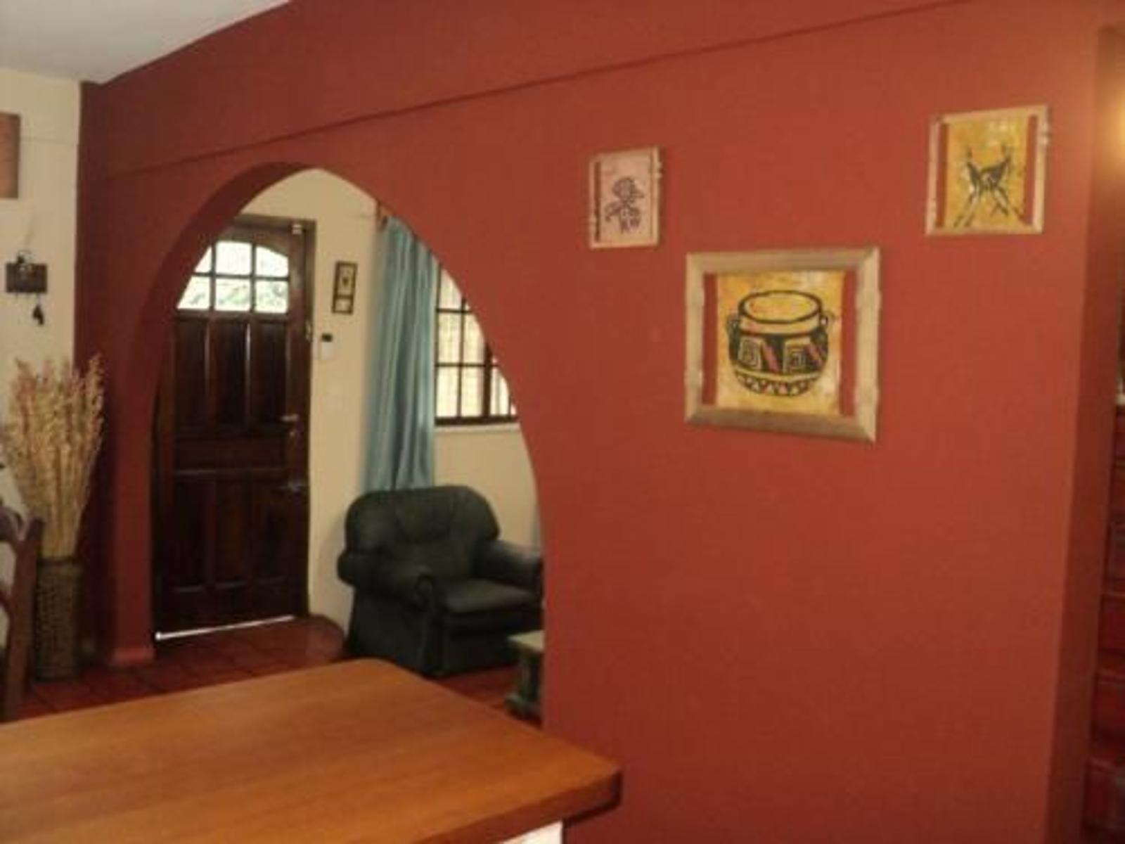 CASA IMPECABLE DOS PLANTAS/ 3 DORM-PROXIMA A RUTA 8.-ZONA DE QUINTAS — foto 6