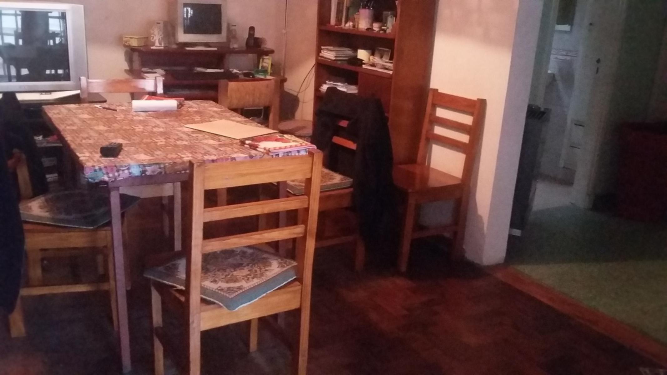 CASA CUATRO AMB-GARAGE-LOCAL -DPTO ATRAS -PERMUTA O FINAN!!CONVERSABLE — foto 4