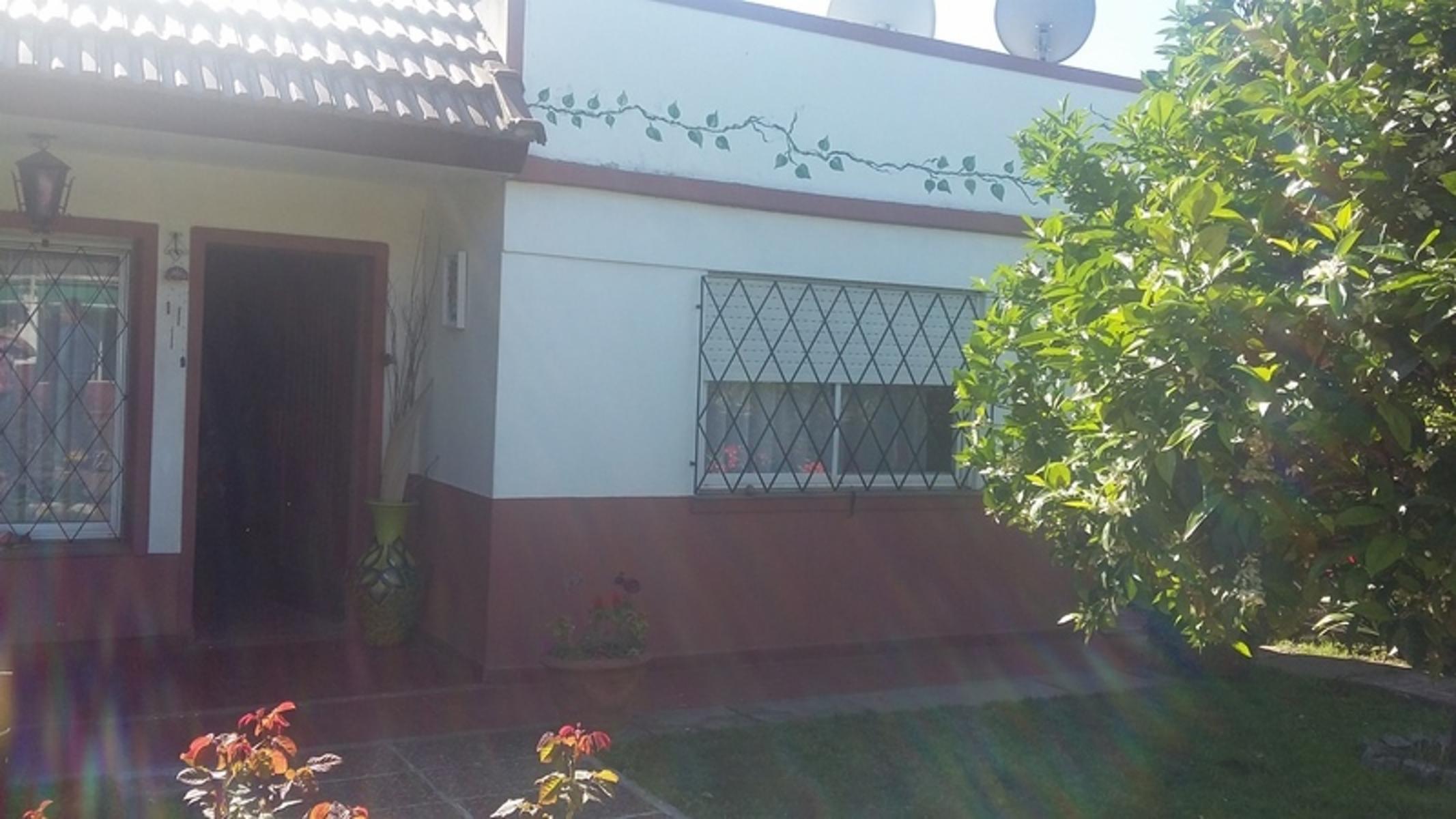 VENTA-IMPORTANTE ZONA-SOBRE LOTE 666M,CON DOS CASAS-PILETA -MUÑIZ.SAN MIGUEL