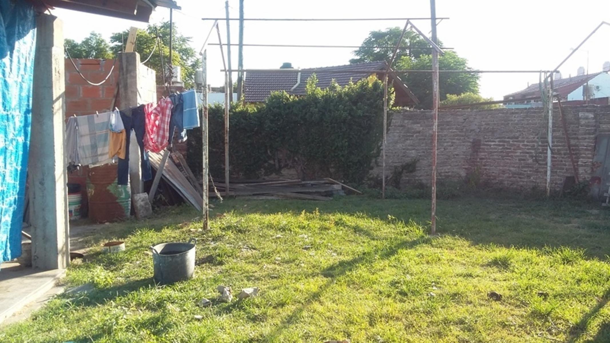 DOS LOTES.CON CASA DOS AMB COMODOS Y GALPON.TERRENO LIBRE.no apto credito!! — foto 11