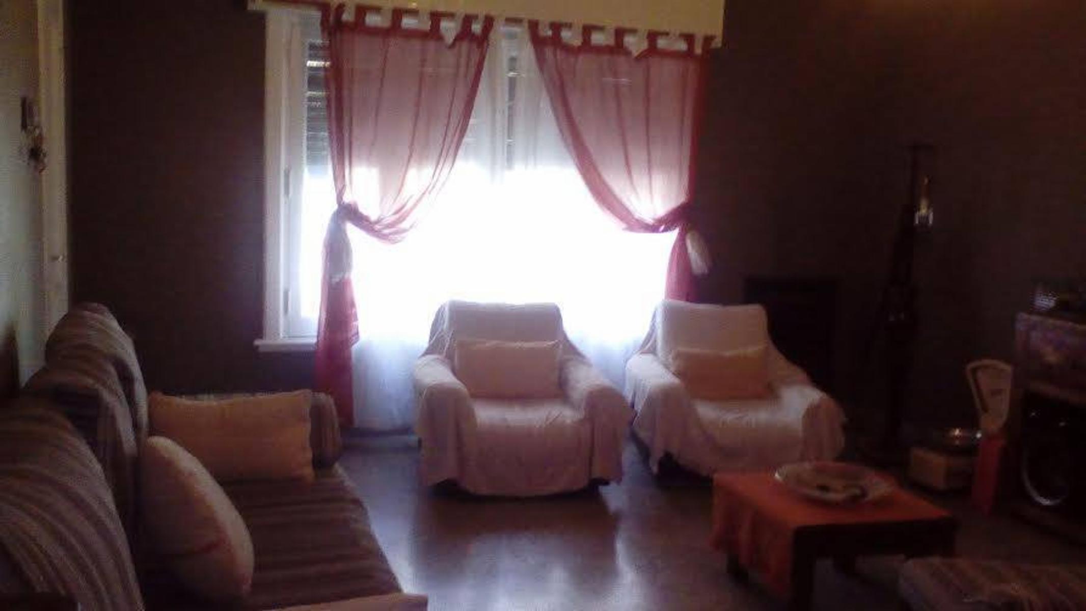 CASA-CUATRO DORM-PILETA-QUINCHO-APTO CREDITO-TOMA DPTO DOS AMB. — foto 7