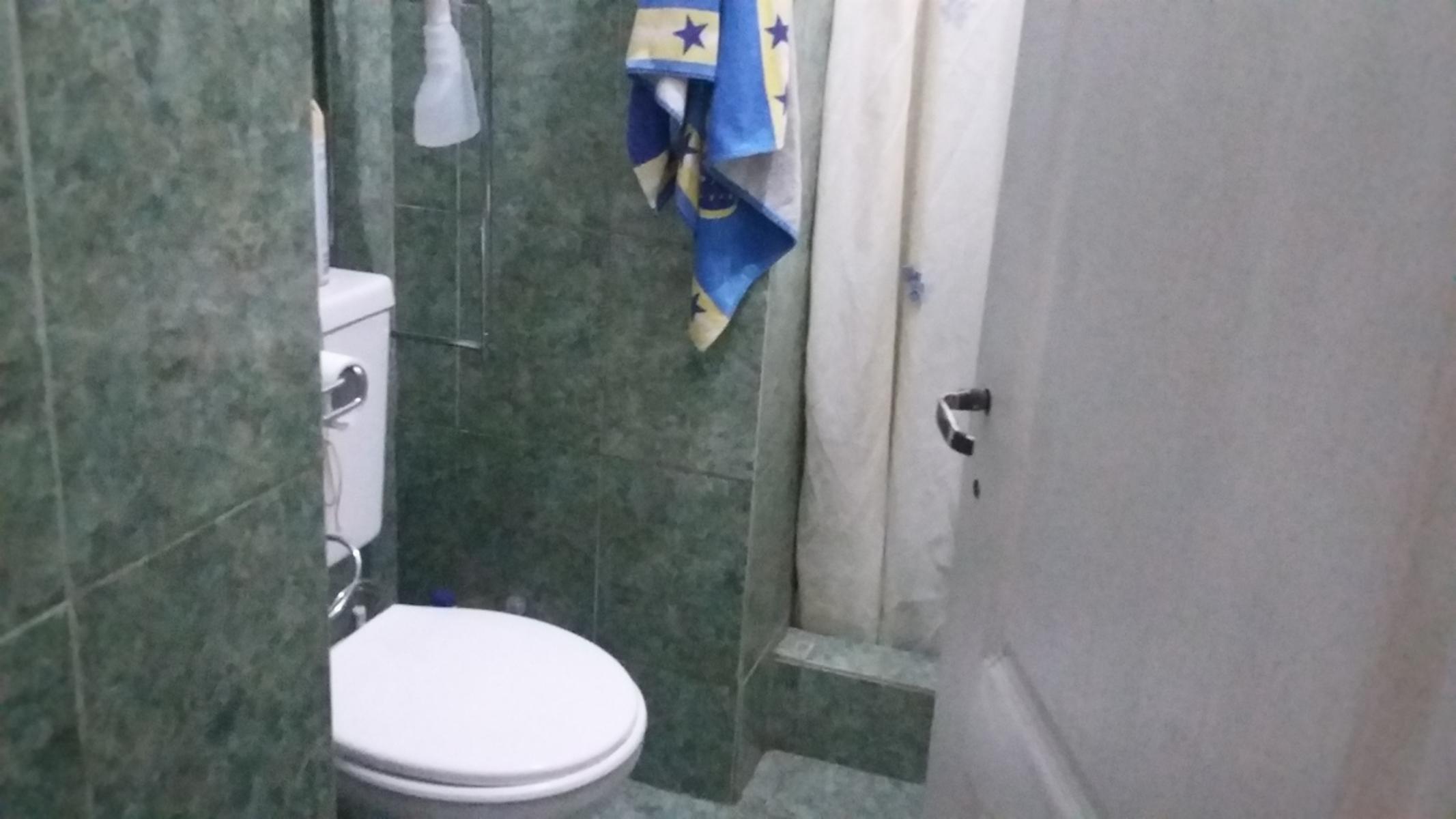 CASA EN VENTA-DOS PLANTAS-PILETA COCHERA X 2-APTA CREDITO BANCARIO!!! — foto 13