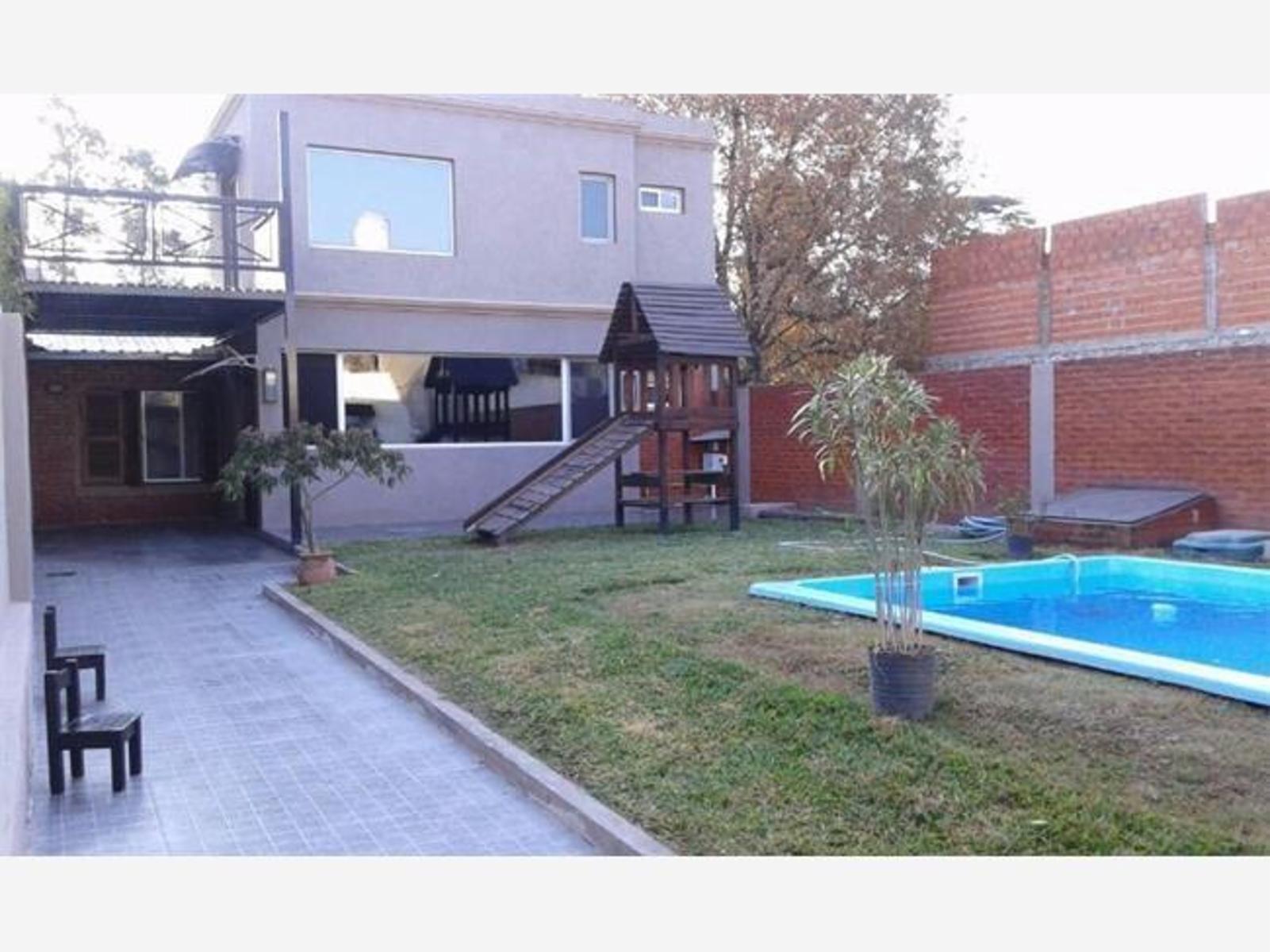 HERMOSA CASA CON DETALLES DE CATEGORIA Y VISTA AL GOLF — foto 7