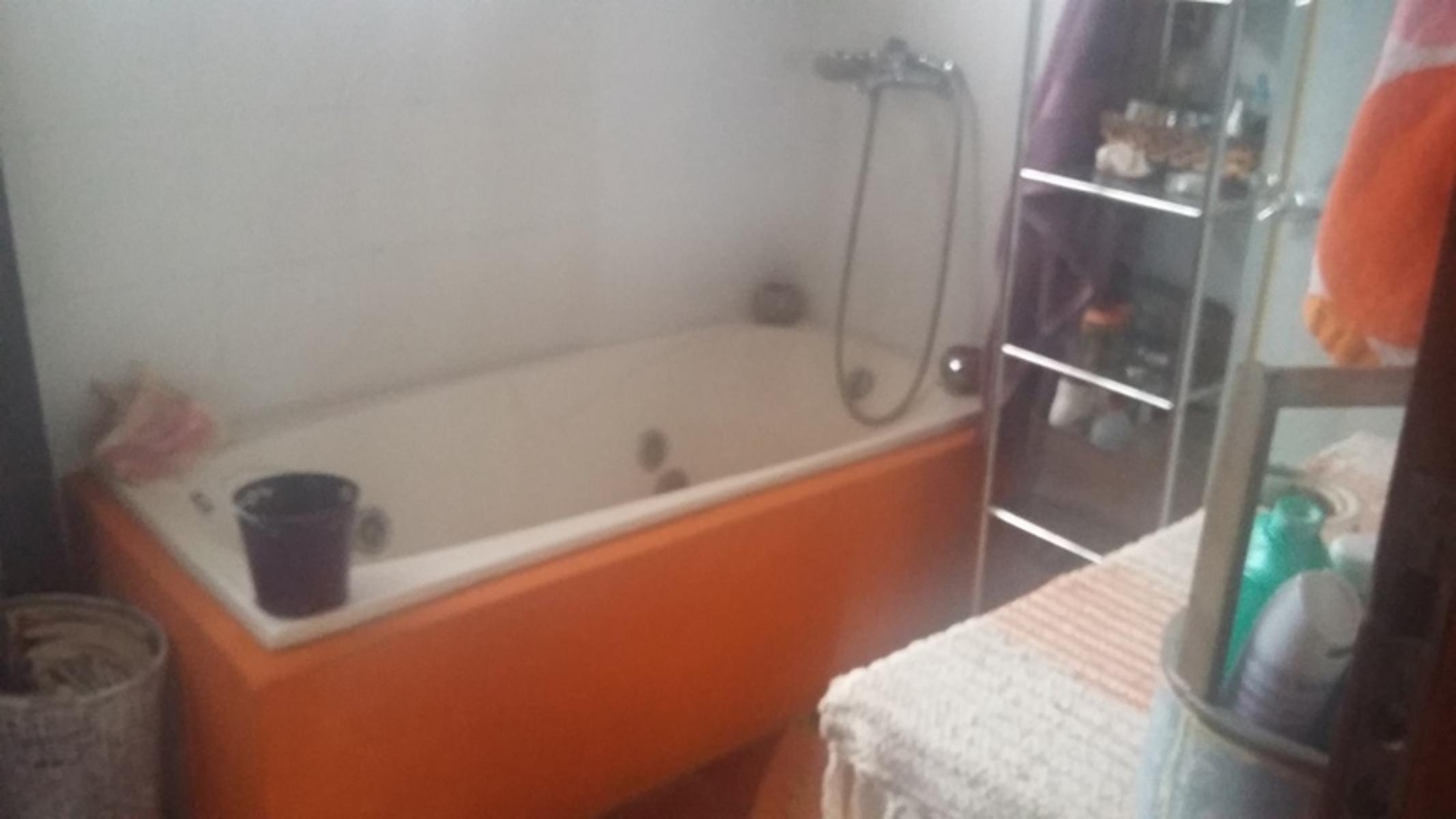 VENTA-CASA EN BARRIO CENTRICO-APTA DOS FAMILIAS O PROFESIONAL!!CONVERSABLE!!! — foto 6
