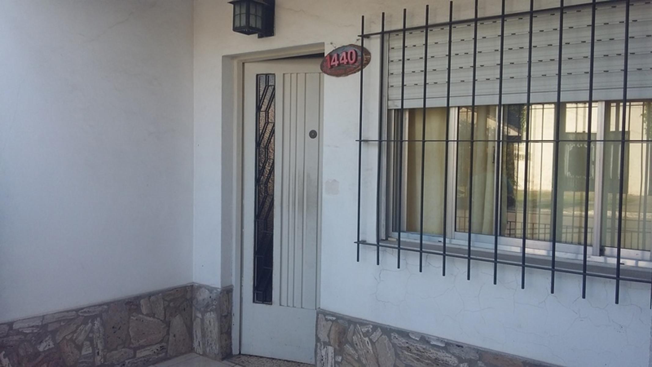 VENTA-CASA AMERICANA-TRES DORMITORIOS-GARAGE-FONDO-APTO CREDITO!!! — foto 13