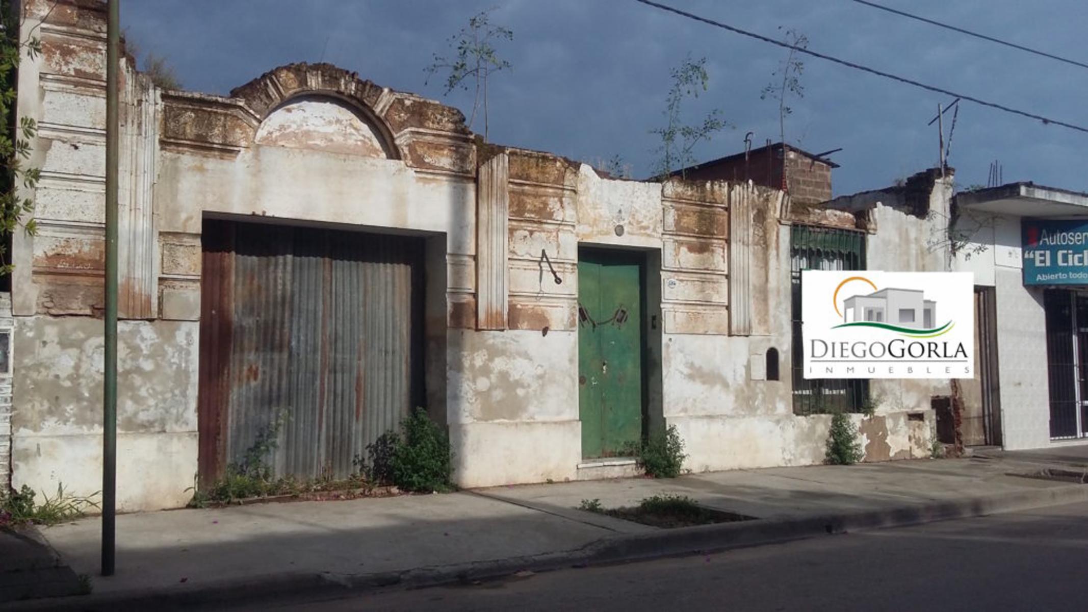 VENTA!! IDEAL INVERSIONISTAS, EXCELENTE LOTE EN EL CENTRO DE LOBOS — foto 2