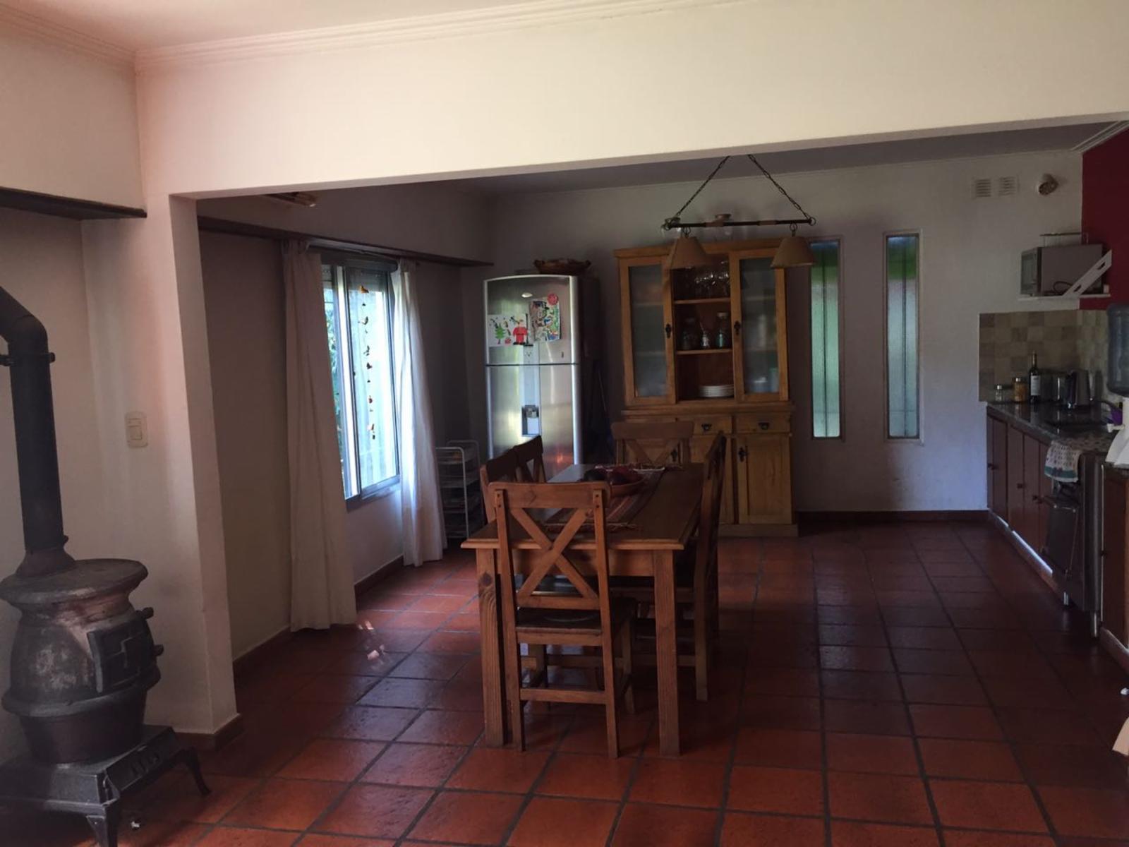 VENTA!!! HERMOSA CASA EN B° VINELLI - LOTE 2718 M2 — foto 9