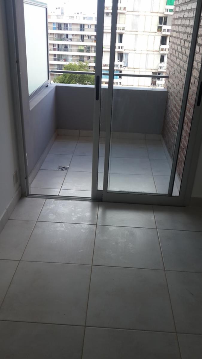 IDEAL INVERSIÓN - DEPTO DE 1 DORMITORIO EN GENERAL PAZ CON EXCELENTE RENTA - 2 BALCONES - COCINA SEPARADA - BAÑO ZONIFICADO - EDIFICIO CON COCHERAS, PILETA Y SUM. LIMA AL 700. IMPERDIBLE!!! — foto 4