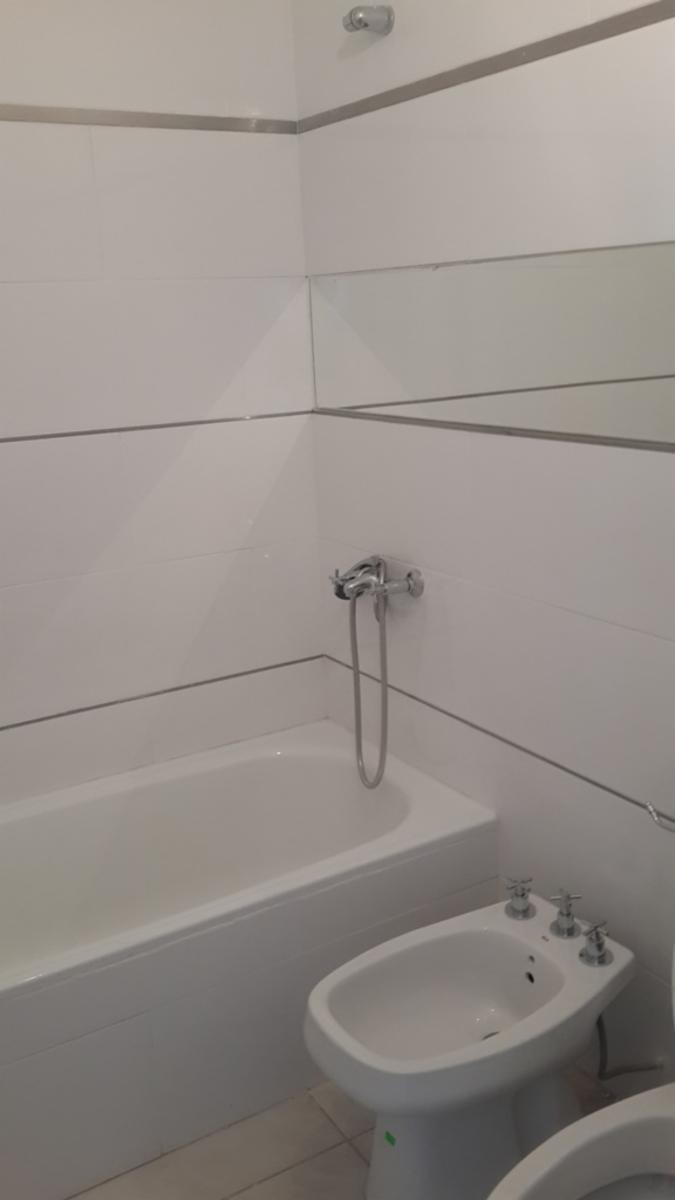 IDEAL INVERSIÓN - DEPTO DE 1 DORMITORIO EN GENERAL PAZ CON EXCELENTE RENTA - 2 BALCONES - COCINA SEPARADA - BAÑO ZONIFICADO - EDIFICIO CON COCHERAS, PILETA Y SUM. LIMA AL 700. IMPERDIBLE!!! — foto 9