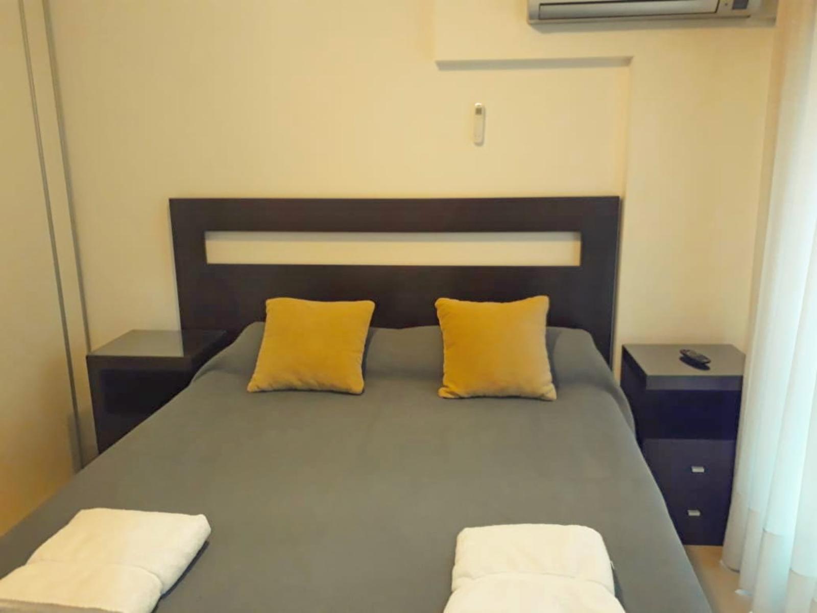 EN VENTA + OBISPO TREJO 1131 + DEPTO 2 DORM DE CATEGORÍA + GRAN TERRAZA CON ASADOR + CALEFACCIÓN CENTRAL + OPCIÓN COCHERA CON BAULERA AMPLIA... EXCELENTE!!! — foto 2