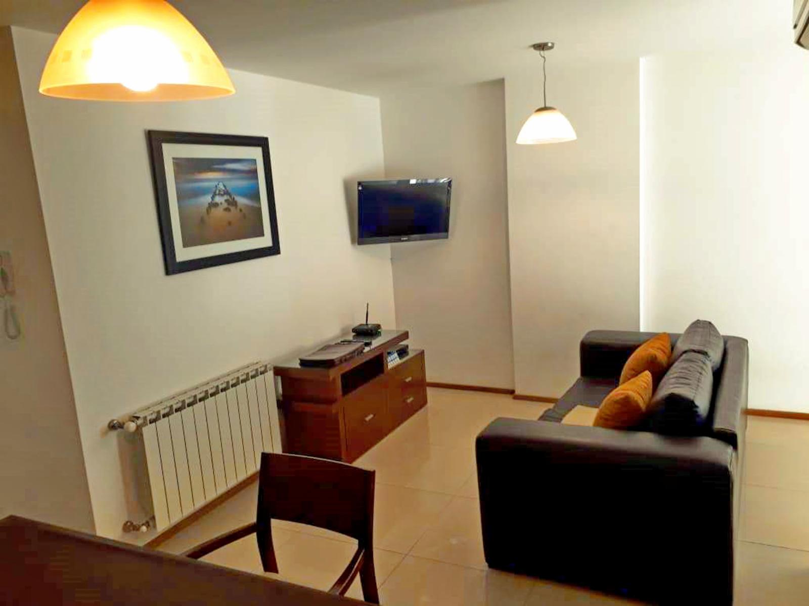 EN VENTA + OBISPO TREJO 1131 + DEPTO 2 DORM DE CATEGORÍA + GRAN TERRAZA CON ASADOR + CALEFACCIÓN CENTRAL + OPCIÓN COCHERA CON BAULERA AMPLIA... EXCELENTE!!! — foto 3