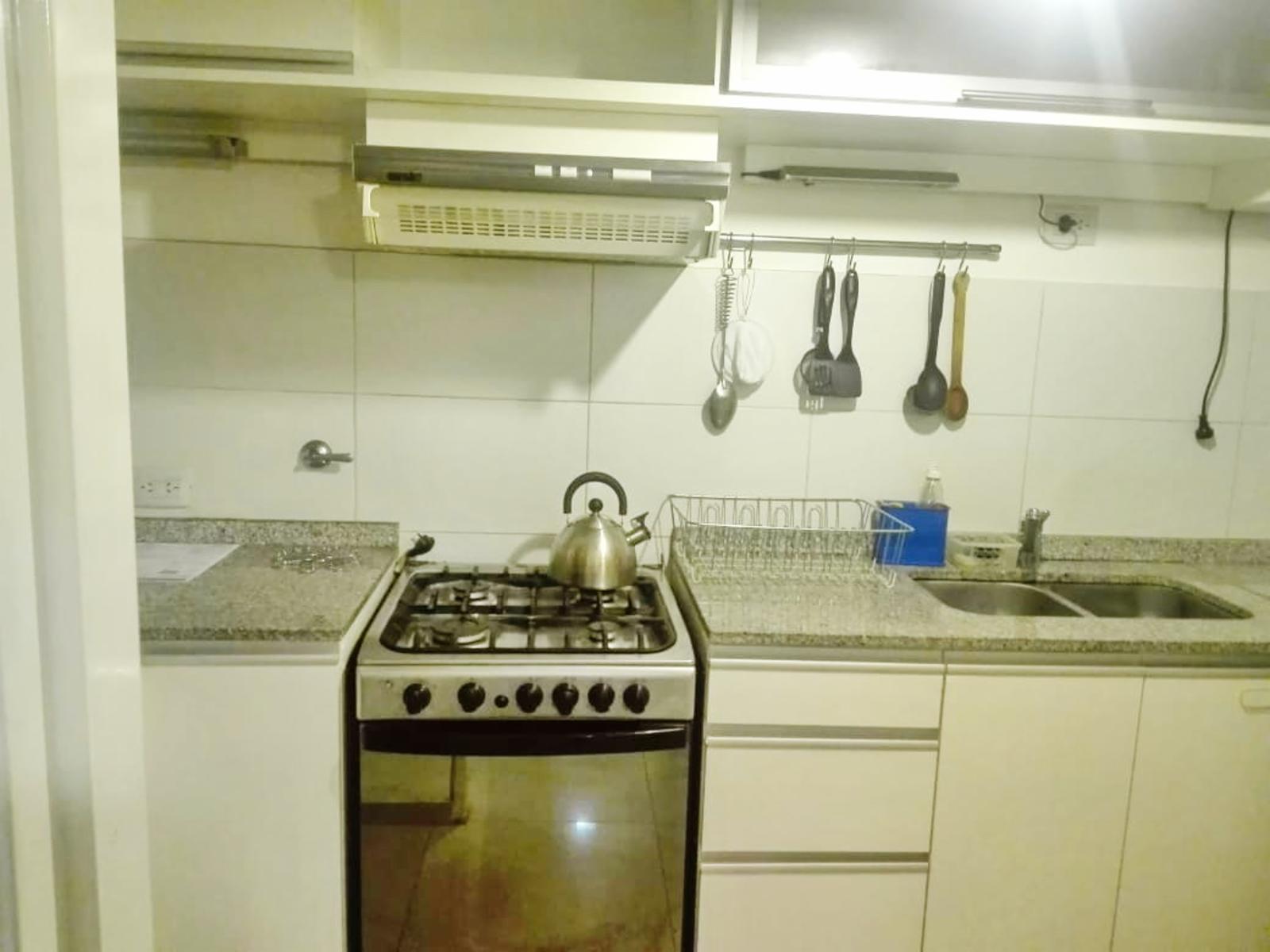EN VENTA + OBISPO TREJO 1131 + DEPTO 2 DORM DE CATEGORÍA + GRAN TERRAZA CON ASADOR + CALEFACCIÓN CENTRAL + OPCIÓN COCHERA CON BAULERA AMPLIA... EXCELENTE!!! — foto 4