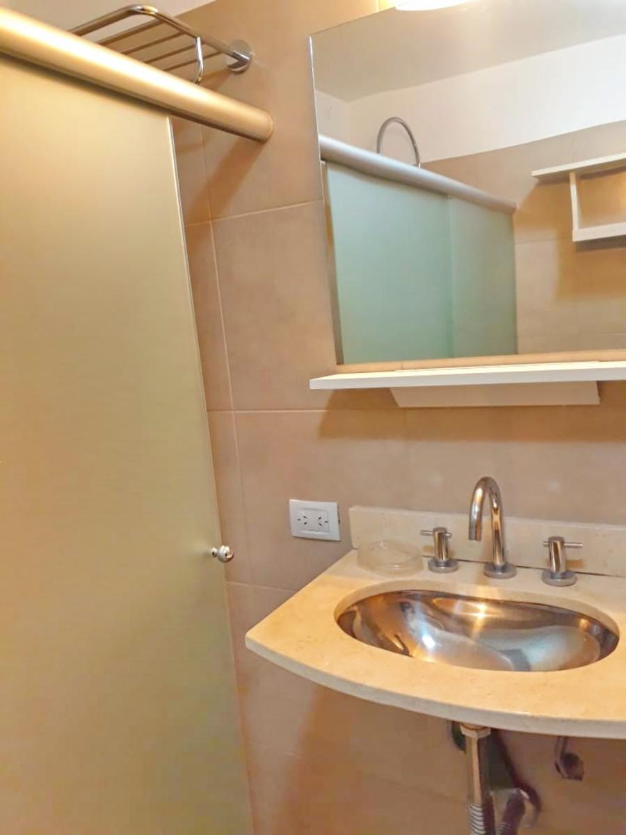 EN VENTA + OBISPO TREJO 1131 + DEPTO 2 DORM DE CATEGORÍA + GRAN TERRAZA CON ASADOR + CALEFACCIÓN CENTRAL + OPCIÓN COCHERA CON BAULERA AMPLIA... EXCELENTE!!! — foto 8
