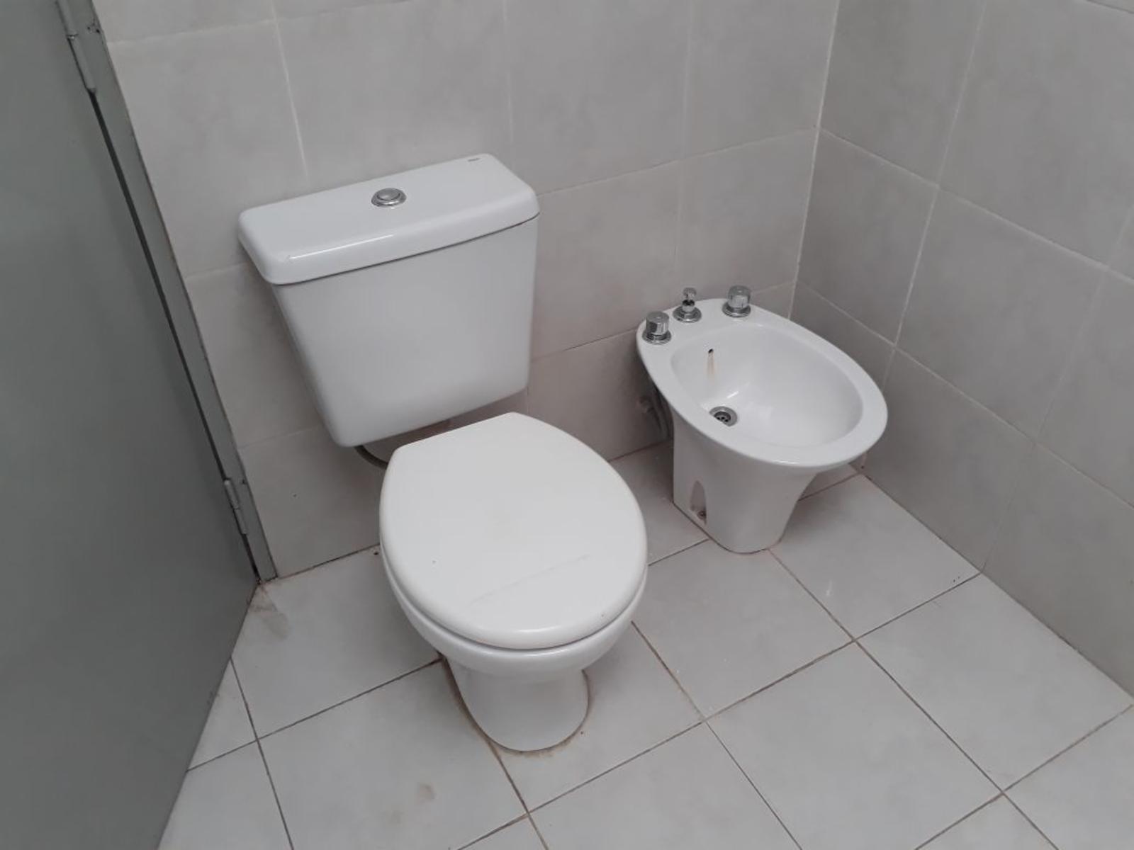 EN VENTA, CASA DE 2 DORMITORIOS EN B° PATRICIOS 2da SECCIÓN... 100M2, COCINA COMEDOR, COCHERA AMPLIA Y PATIO... — foto 12