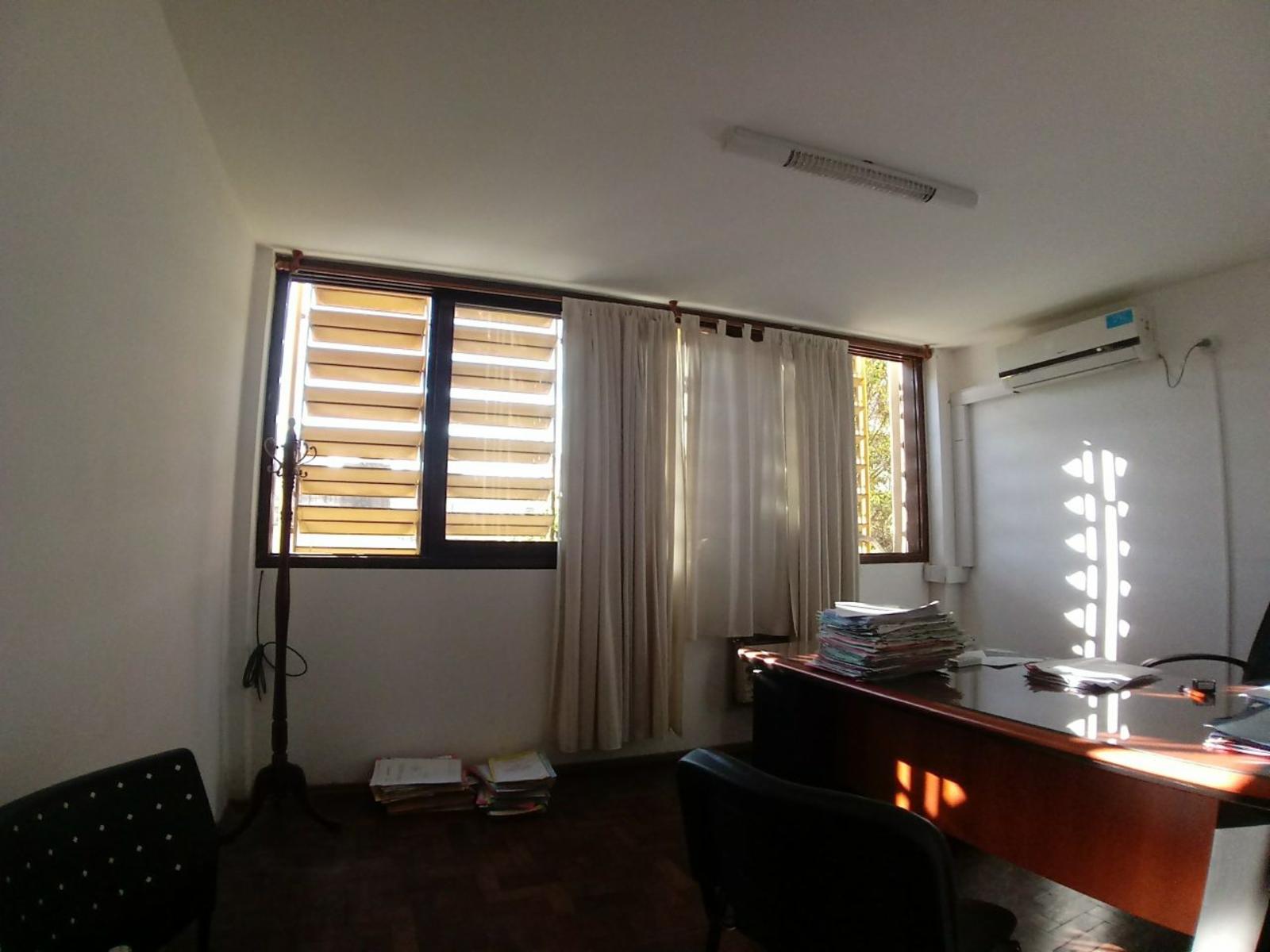 EN VENTA - OFICINA FRENTE A TRIBUNALES I - ARTURO M BAS ESQUINA D. QUIROZ - 35M2 - CON RENTA — foto 9