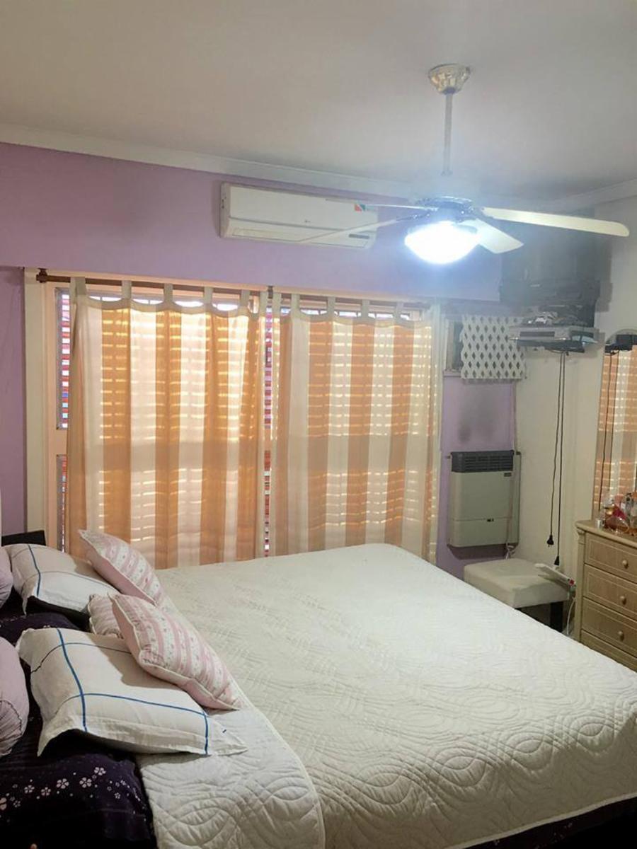 CIUDAD JARDIN. Casa de 5 ambientes. Posibilidad de tomar menor valor. — foto 14