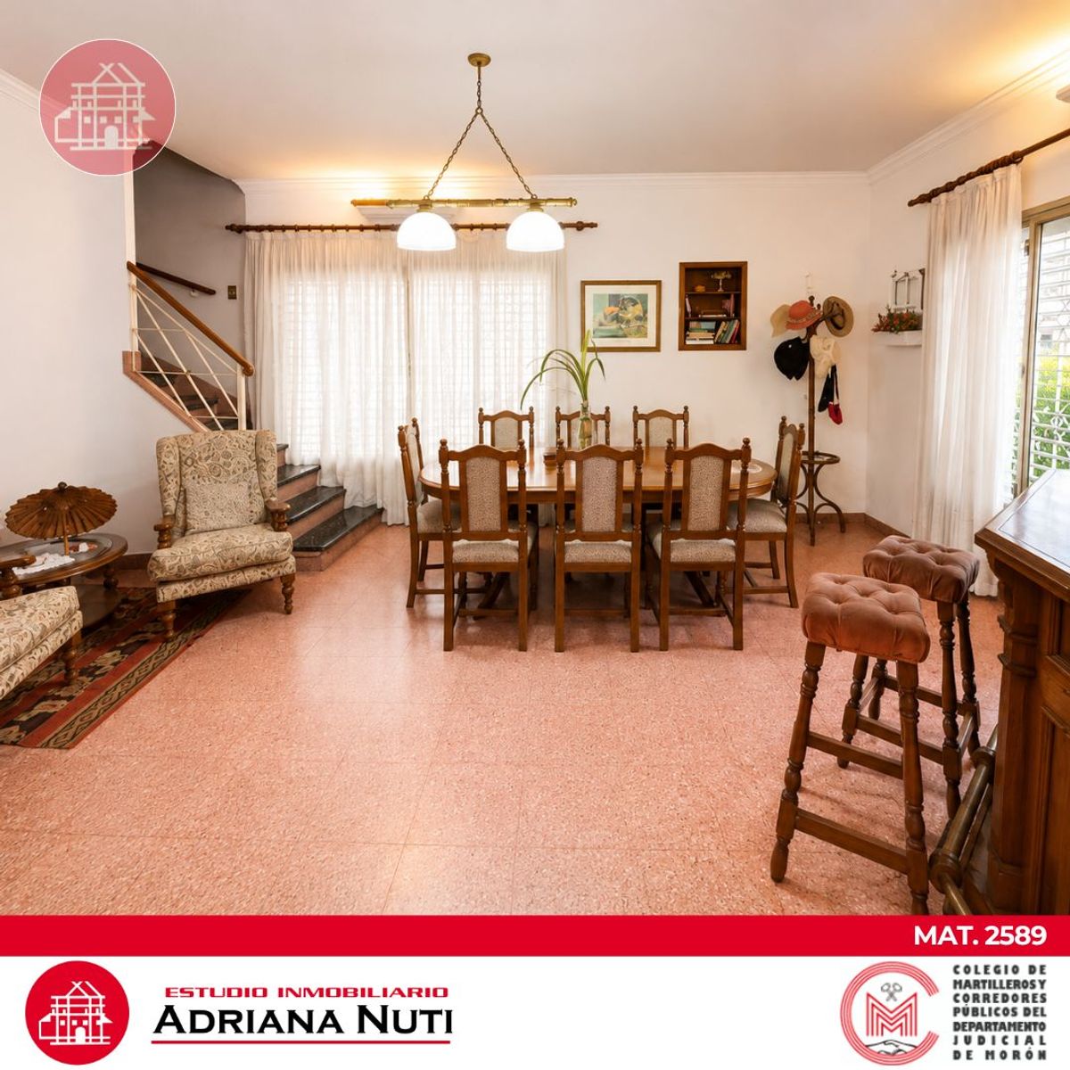 CHALET 3 AMBIENTES CON COCHERA - 4