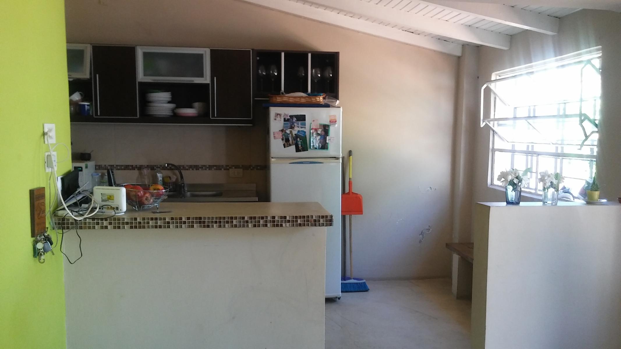 SE VENDE CASA CON TERRENO Y GARAGE EN QUILMES OESTE — foto 4