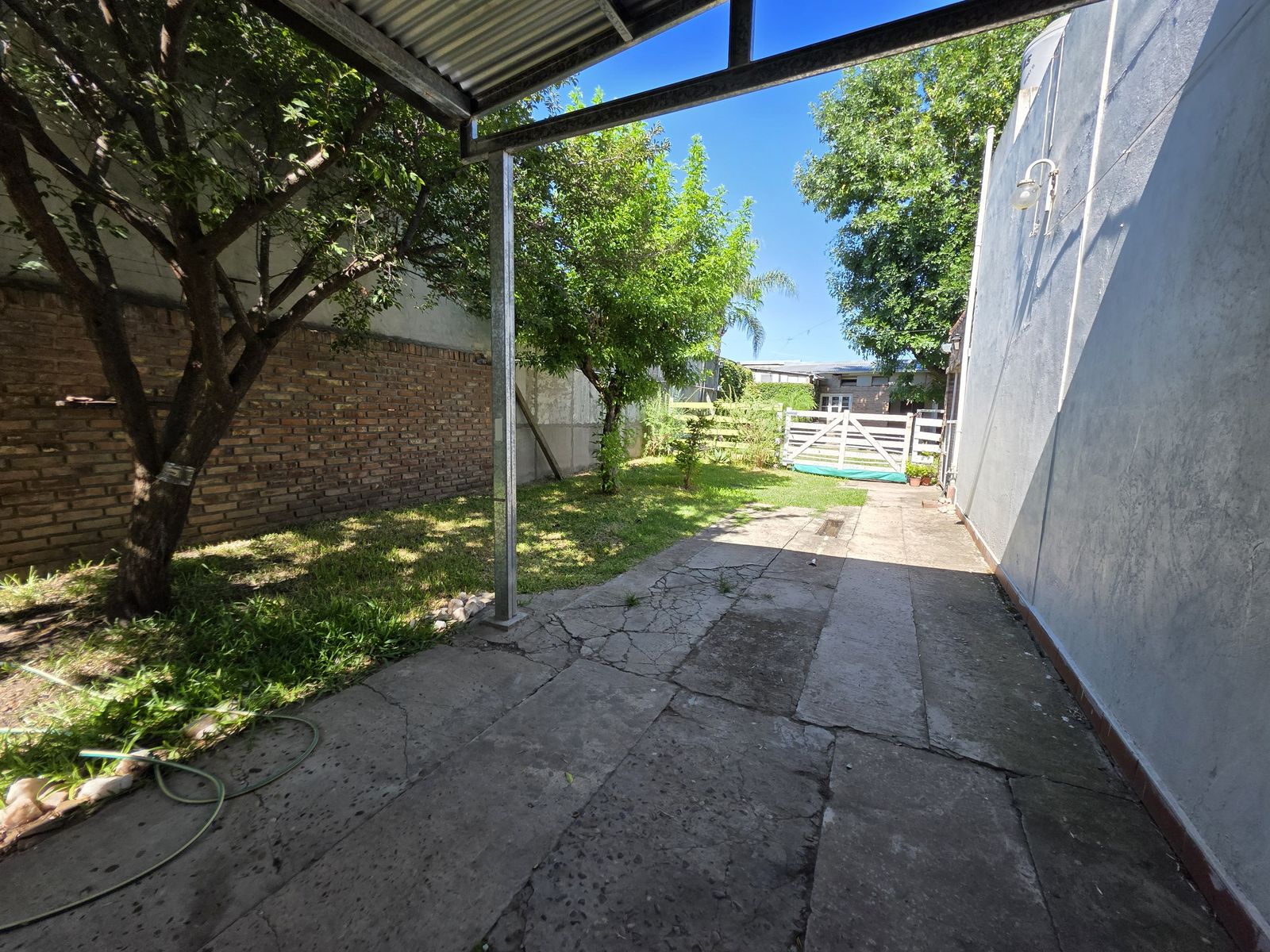 Vendo Casa con amplio patio en Concepción del Uruguay, Entre Ríos — foto 3