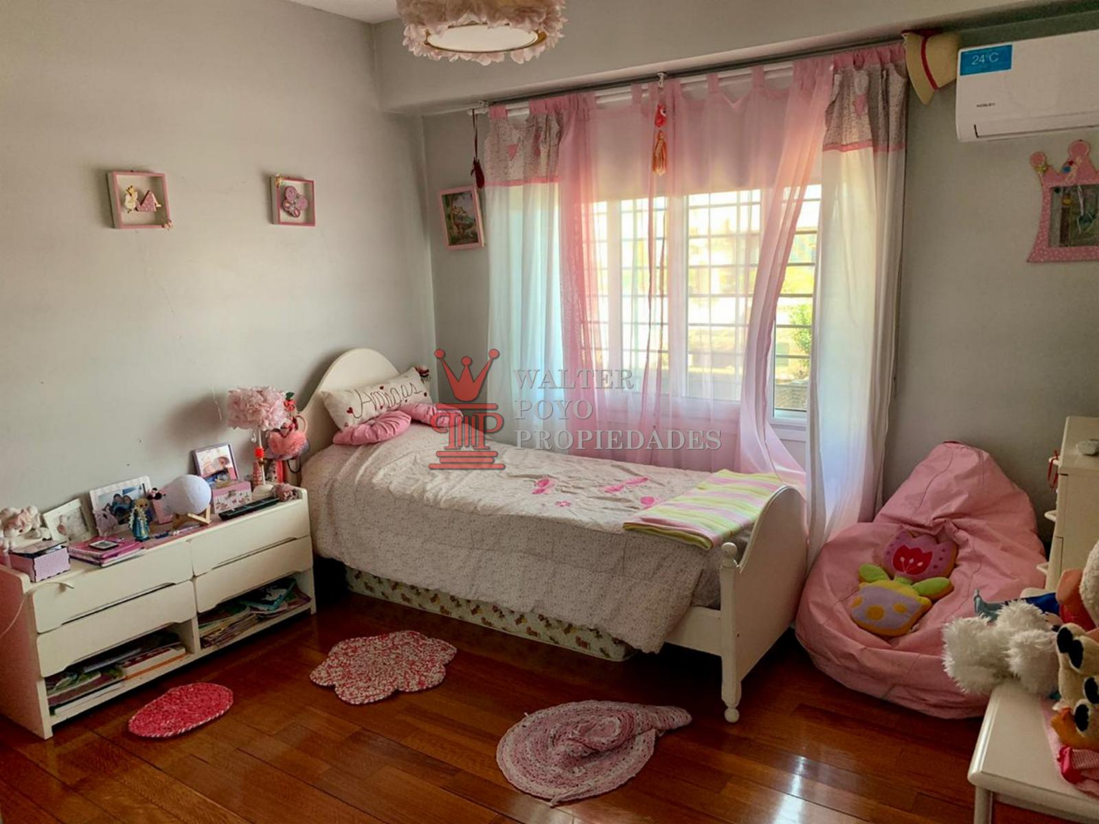 Venta casa tipo chalet permuta, 4 amb, 4 baños uno en suite, garaje 3 autos — foto 8