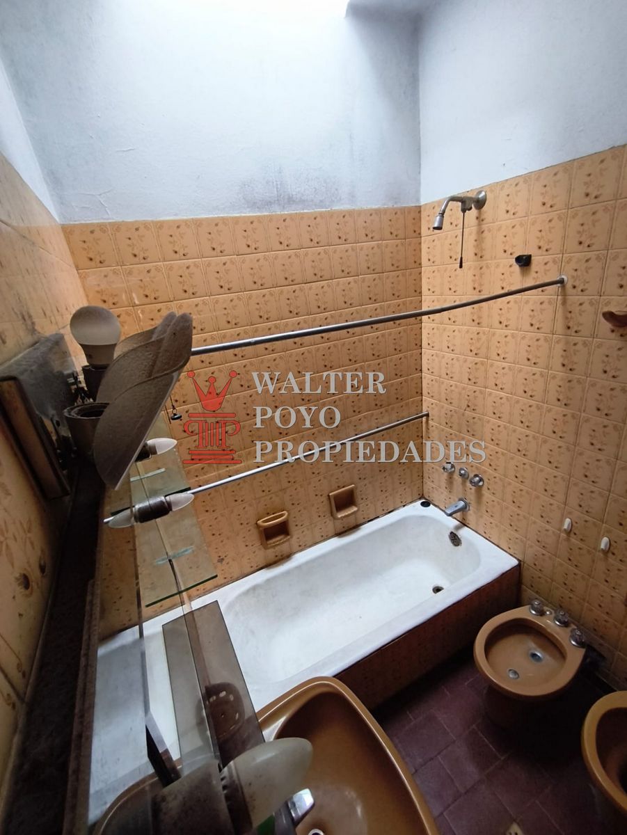 Casa de 2 Ambientes con Garaje, Departamento anexo y Fondo libre. Oportunidad en Villa Domínico - 4