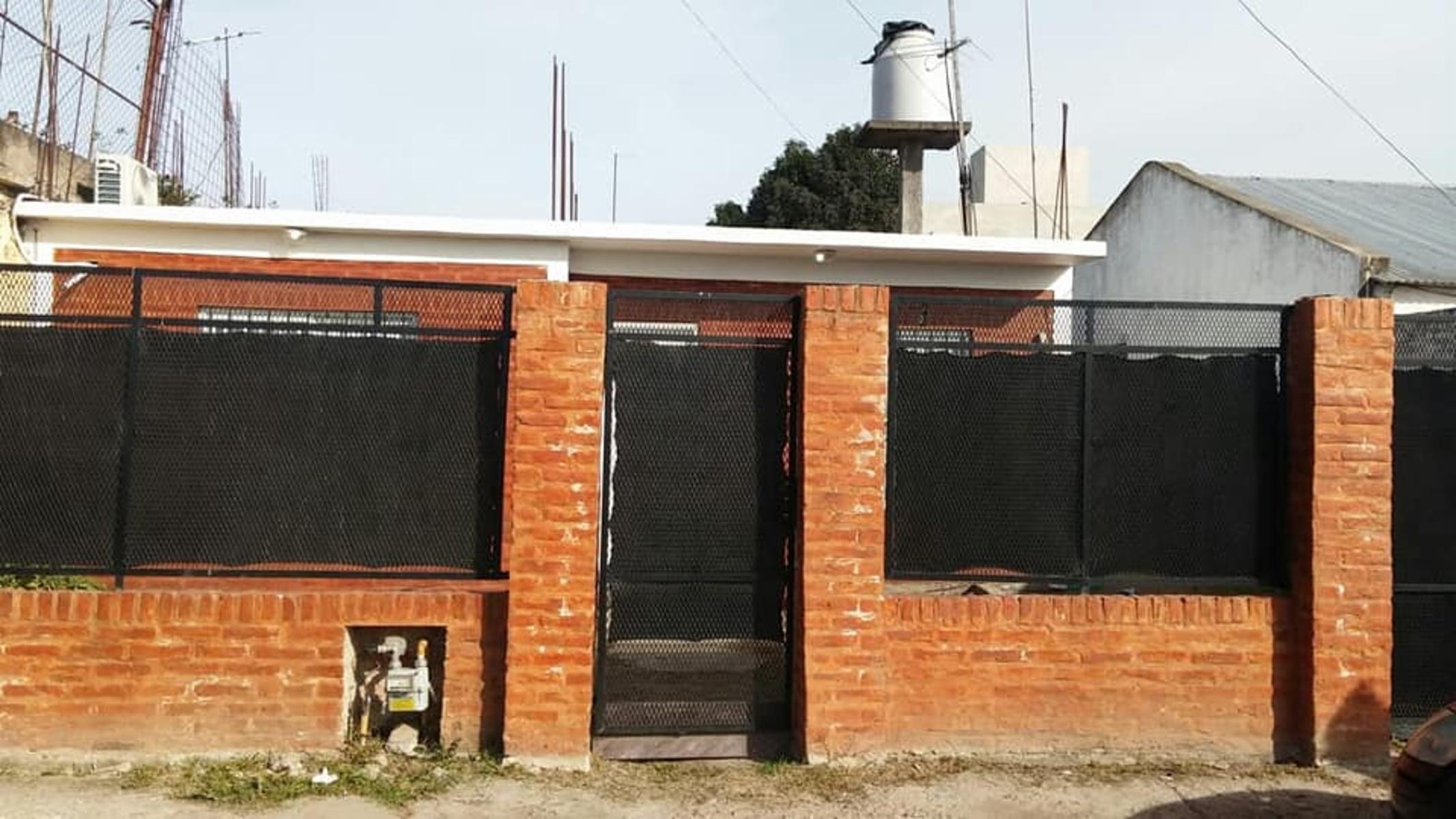 VENTA CASA EN FCIO VARELA