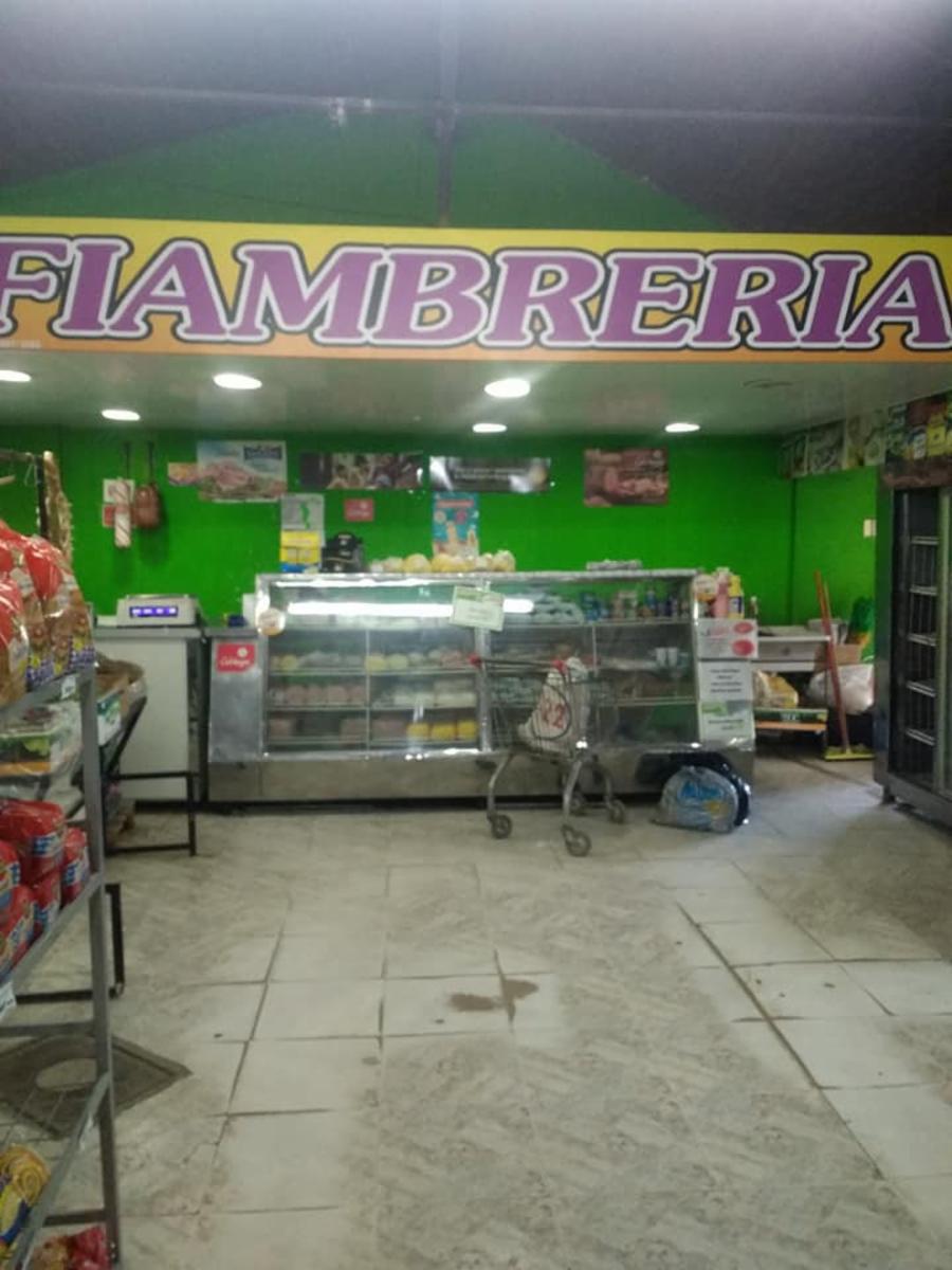 AUTOSERVICIO EN ALQUILER , EN LA CAPILLA FLORENCIO VARELA - 3