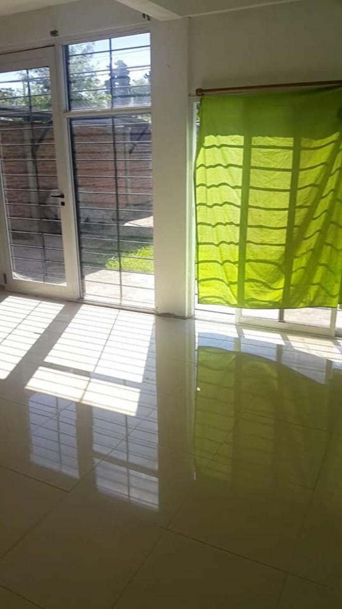 CASA EN VENTA EN ALEJANDRO KORN — foto 2