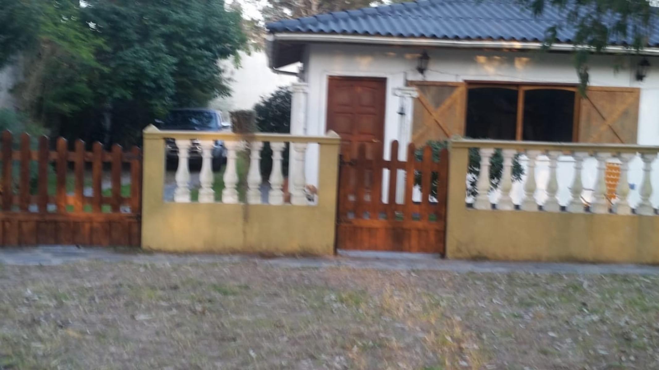 CASA EN AGUAS VERDES