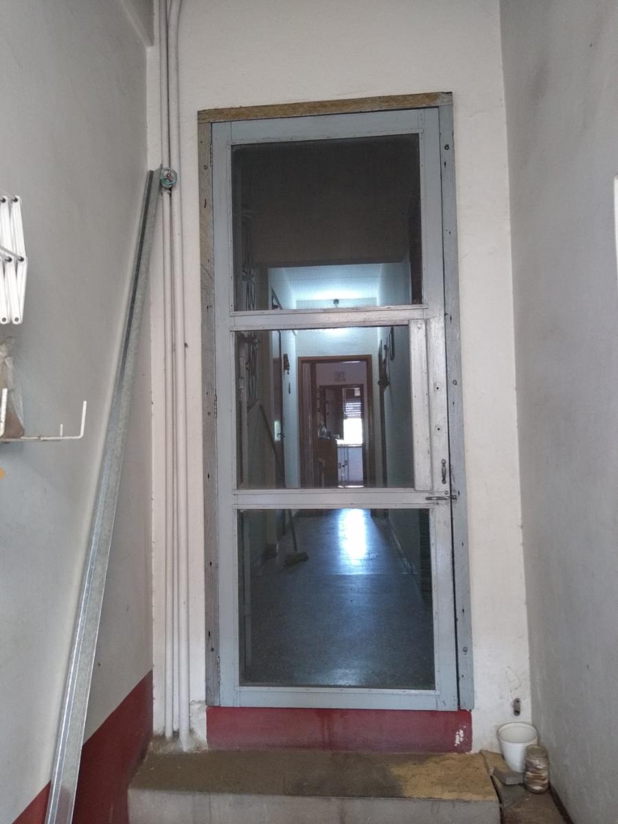 VENTA DEPARTAMENTO DE 4 AMBIENTES CON COCHERA, CERCA DEL CENTRO DE FLORENCIO VARELA — foto 7