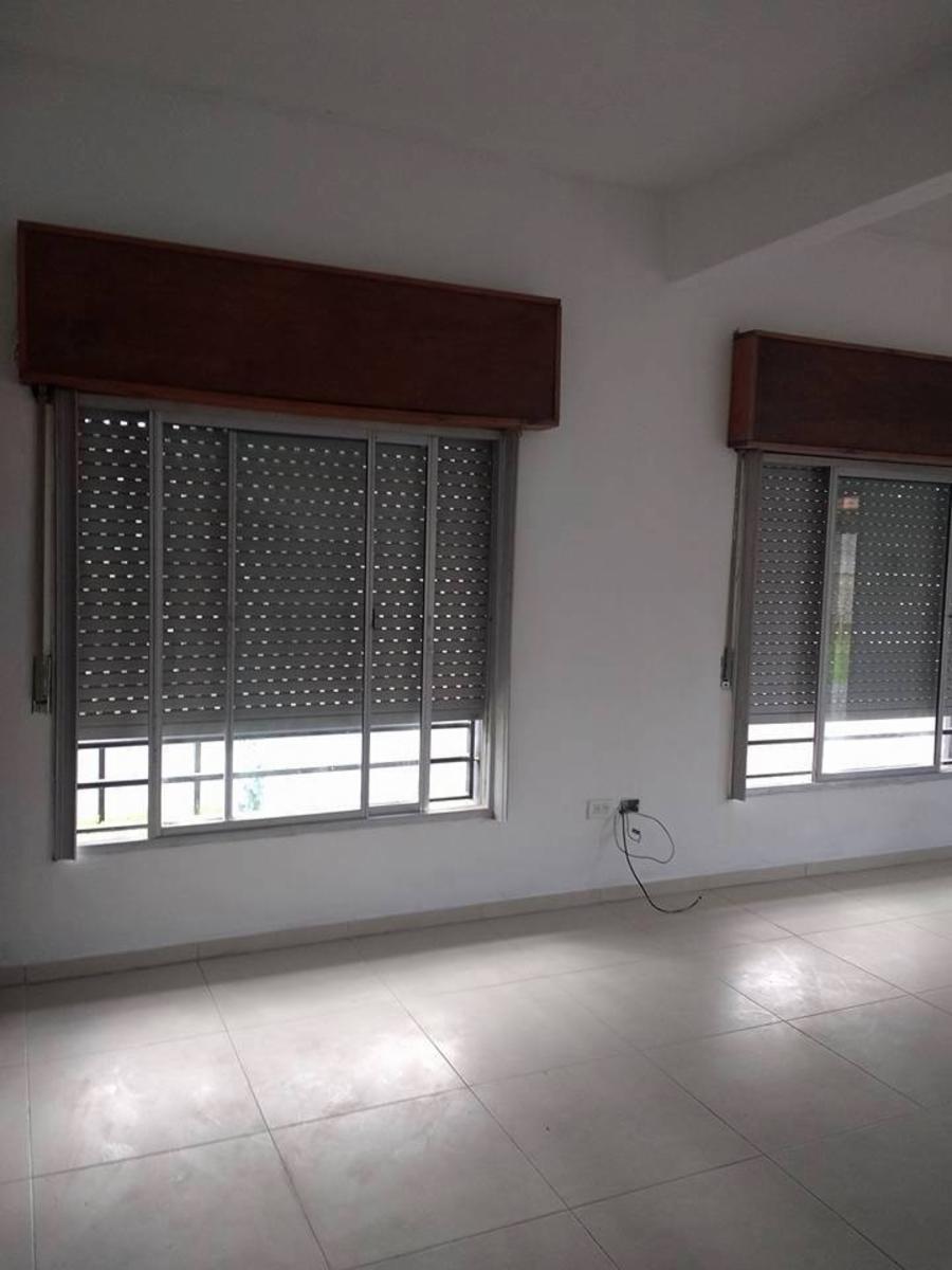 DEPTO DE DOS AMBIENTES EN PLANTA BAJA EN VENTA — foto 5