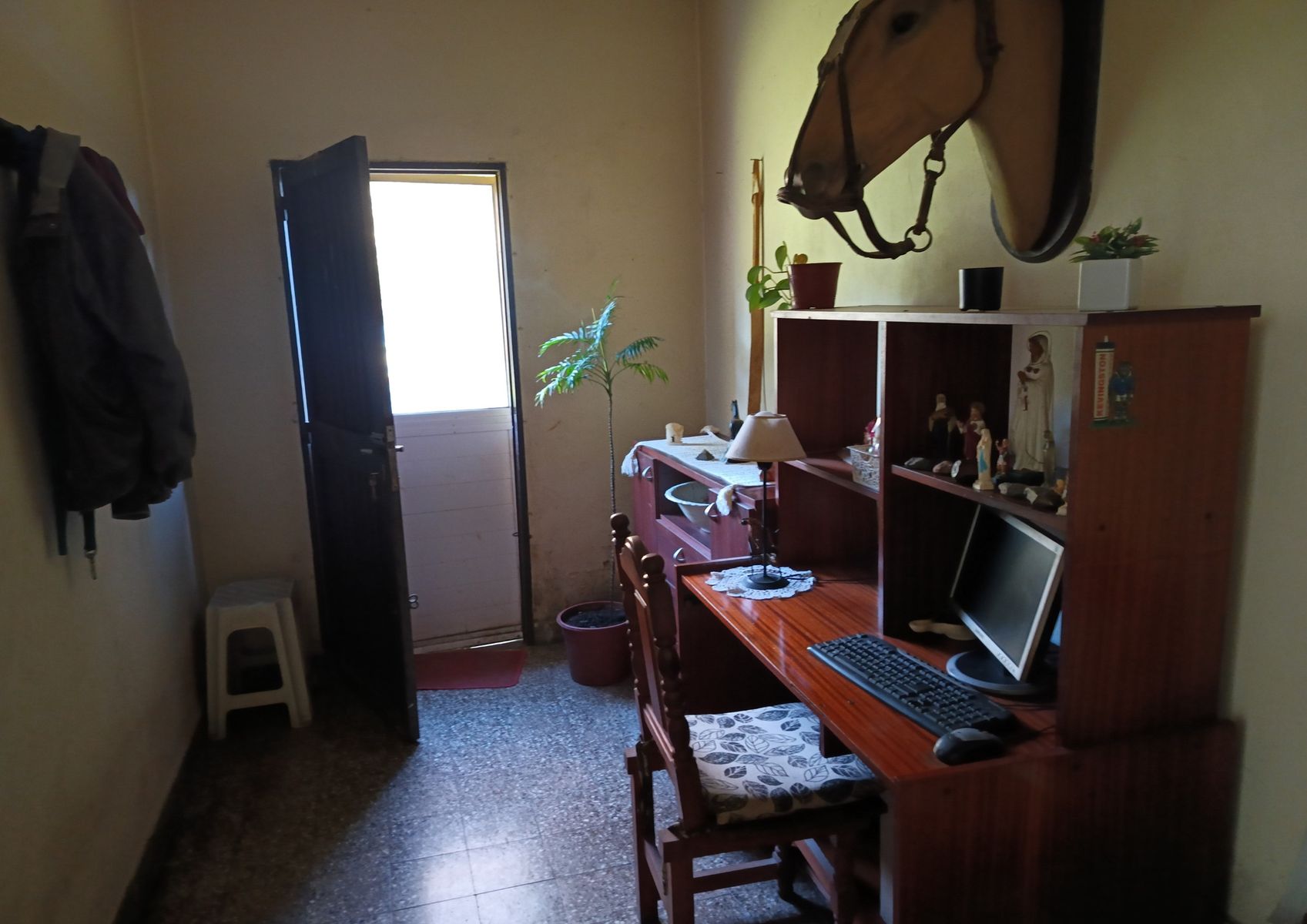 CASA EN VENTA en Alvarez Jonte sobre fracción de 2500 mt2. - 8