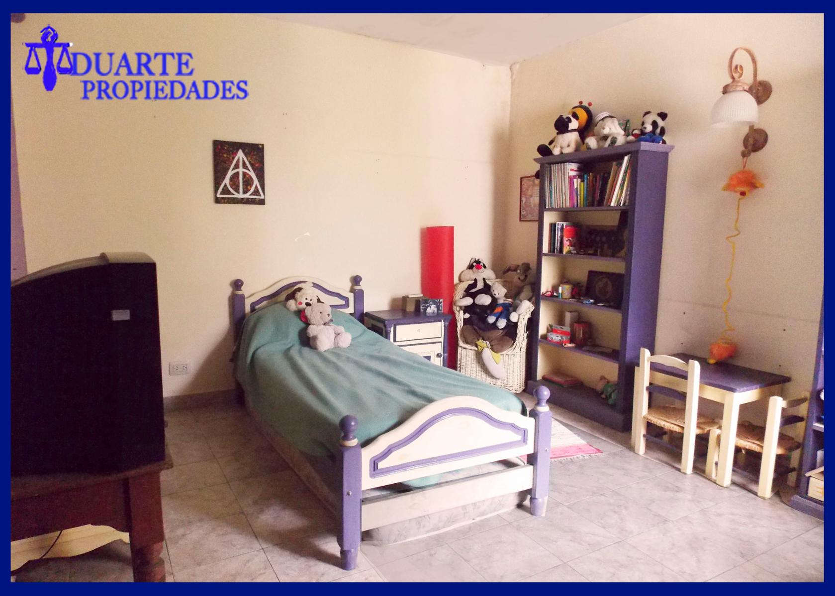V. PUEYRREDON CASA SOBRE TERRENO PROPIO 6 AMBIENTES + DEPENDENCIA COMPLETA ** TOMO MENOR VALOR 3-4 AMB** — foto 8