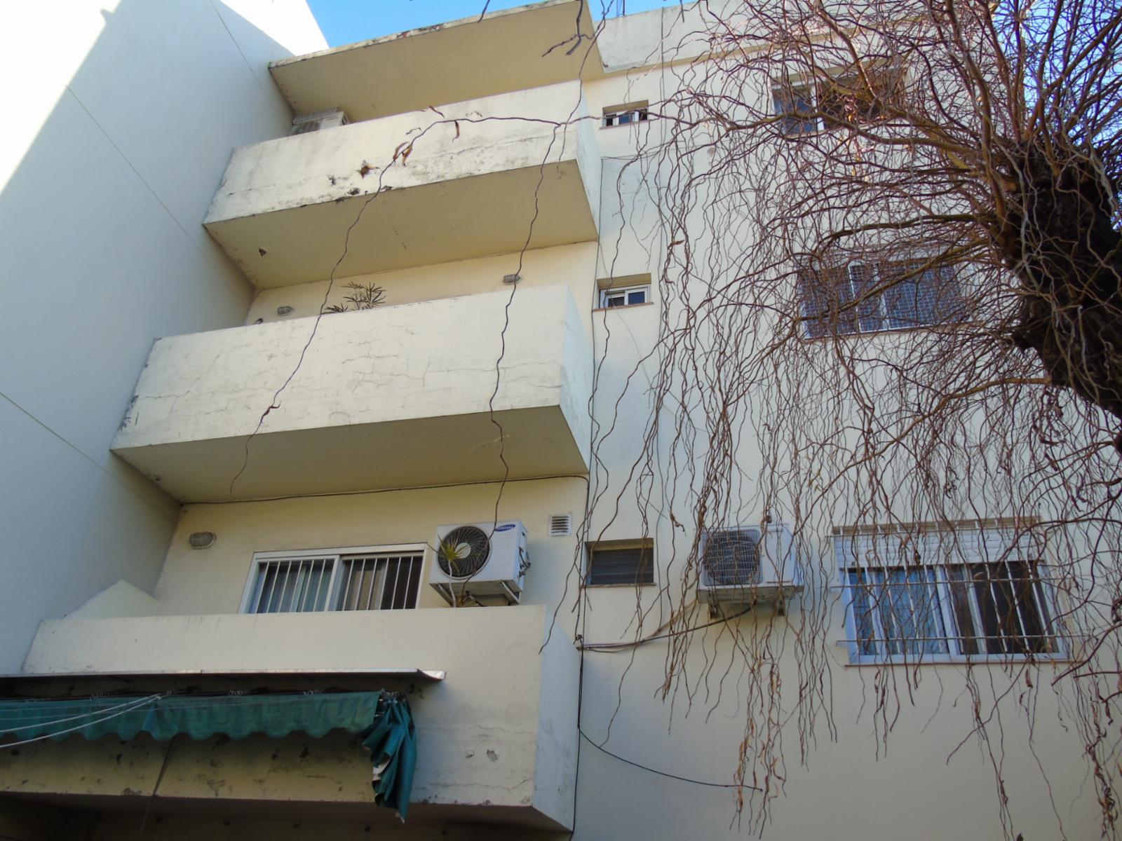 Excelente Dpto P.B. 3 Amb con Pque. — foto 10