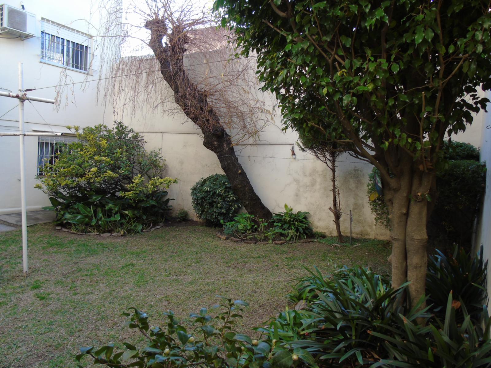 Excelente Dpto P.B. 3 Amb con Pque. — foto 11