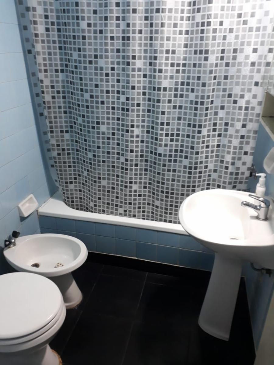 DEPTO 3AMB Fte. c/BALCON/Ptio Lav. 67m2 Totales, IDEAL INVERSOR, RENTA ASEGURADA. Estado Muy Bueno Exte. ubicación /Subtes /BºCongreso -CABA--- VENTA POR VIAJE OPORTUNIDAD — foto 7
