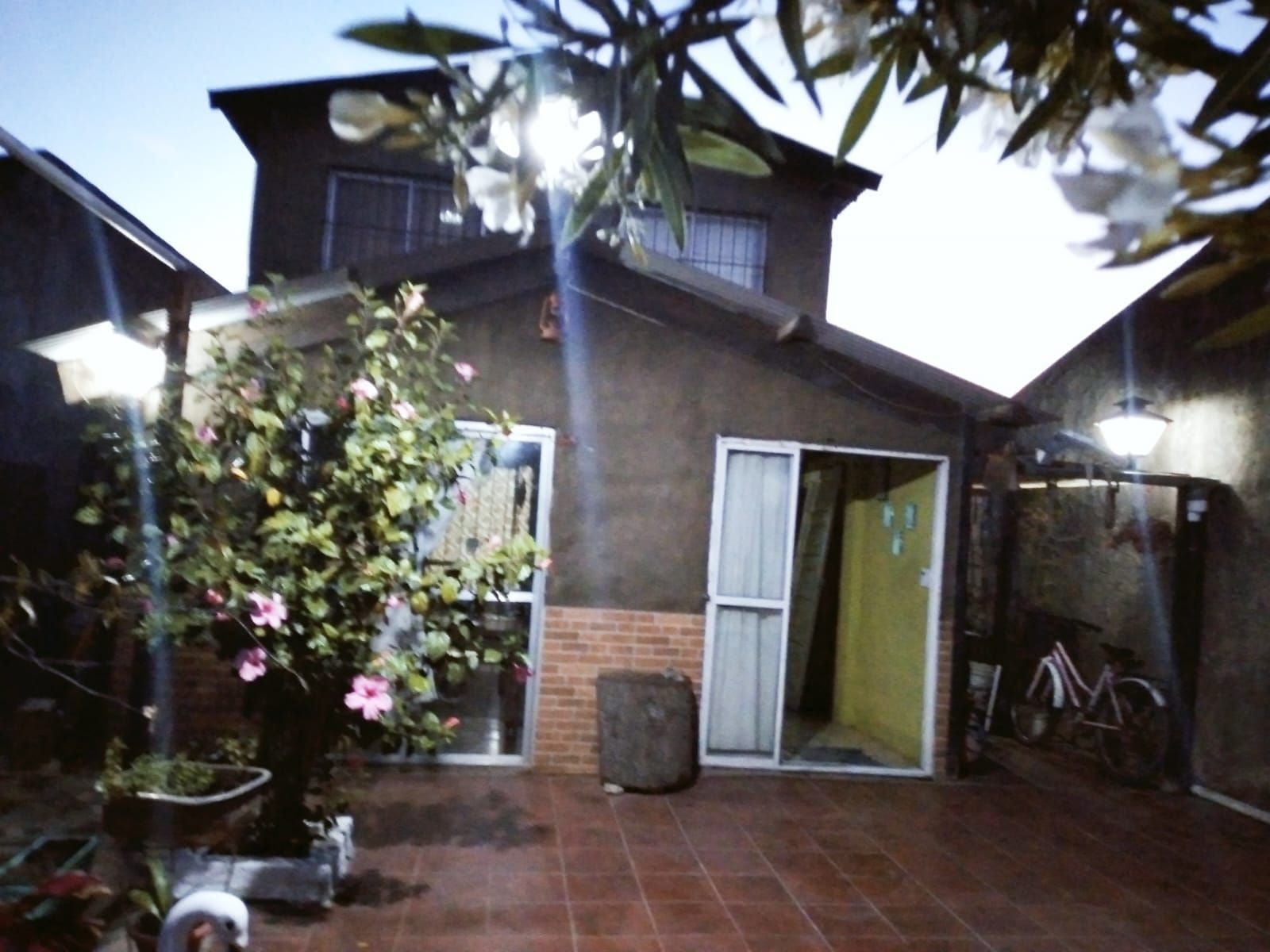 Casa con depto al frente — foto 2
