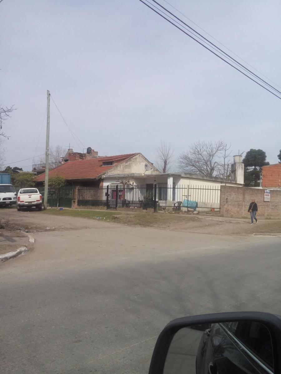 casa en los Polvorines de dos dormitorios