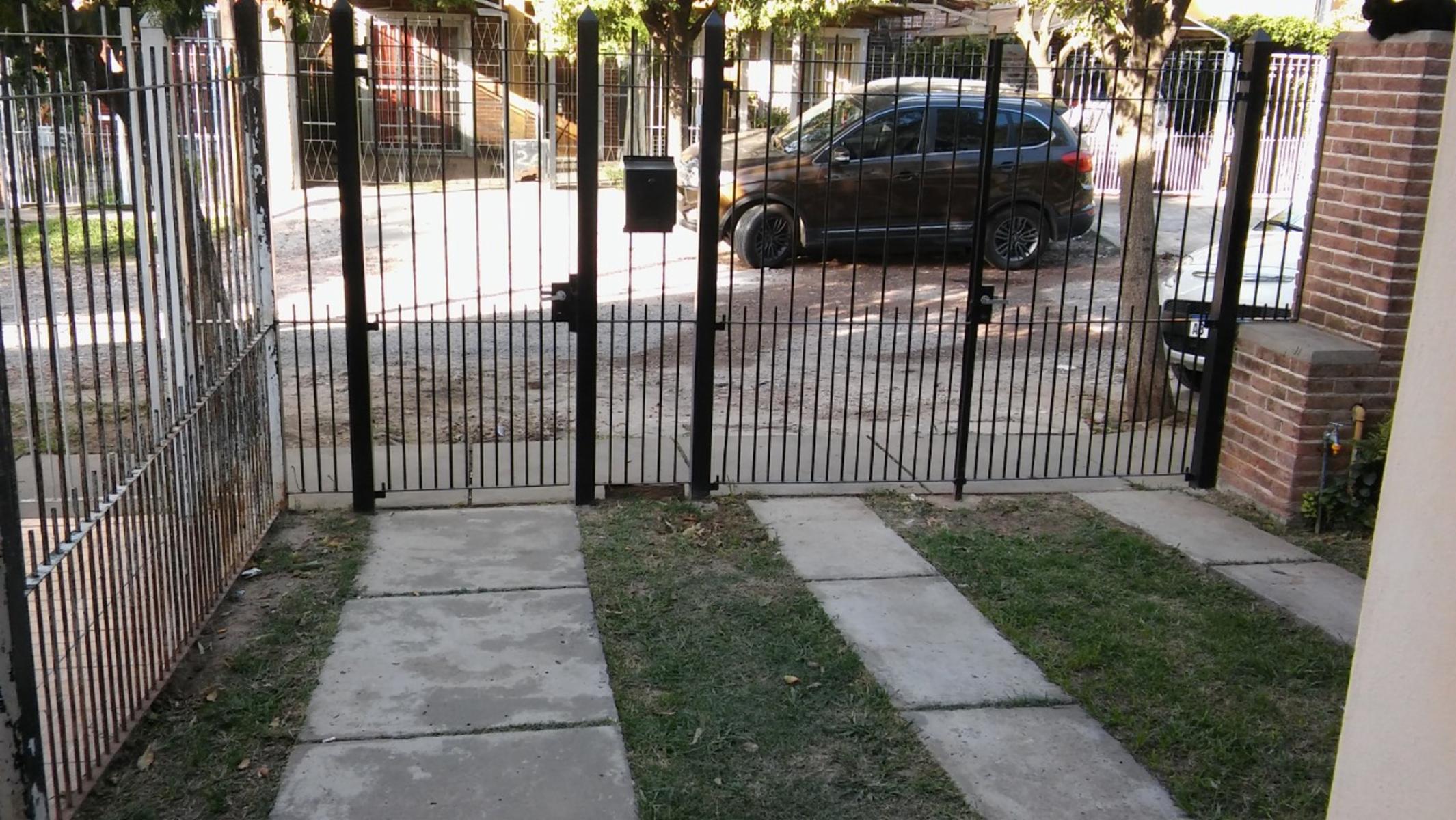 Duplex en Grand Bourg en muy buenas condiciones — foto 6